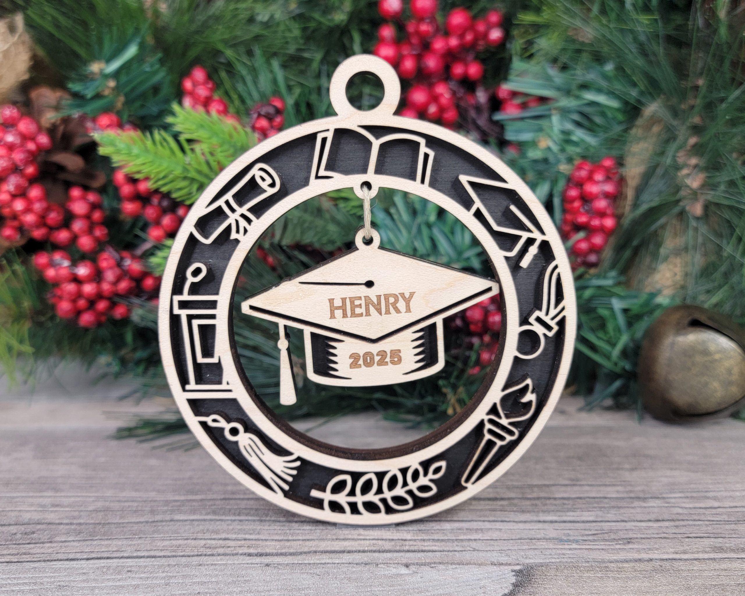 Personalized Graduation Wood Ornament, Class of 2025 Ornament, Custom Name Ornament, Graduation Gift, Keepsake Ornament, Grad Ornament