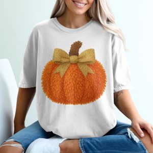 Cute Pumpkin T-Shirt, Autumn Harvest Tee, Fall Season T Shirt, Thanksgiving Gift, Festive Pumpkin Shirt, Holiday Tee, Pumpkin Bow Shirt