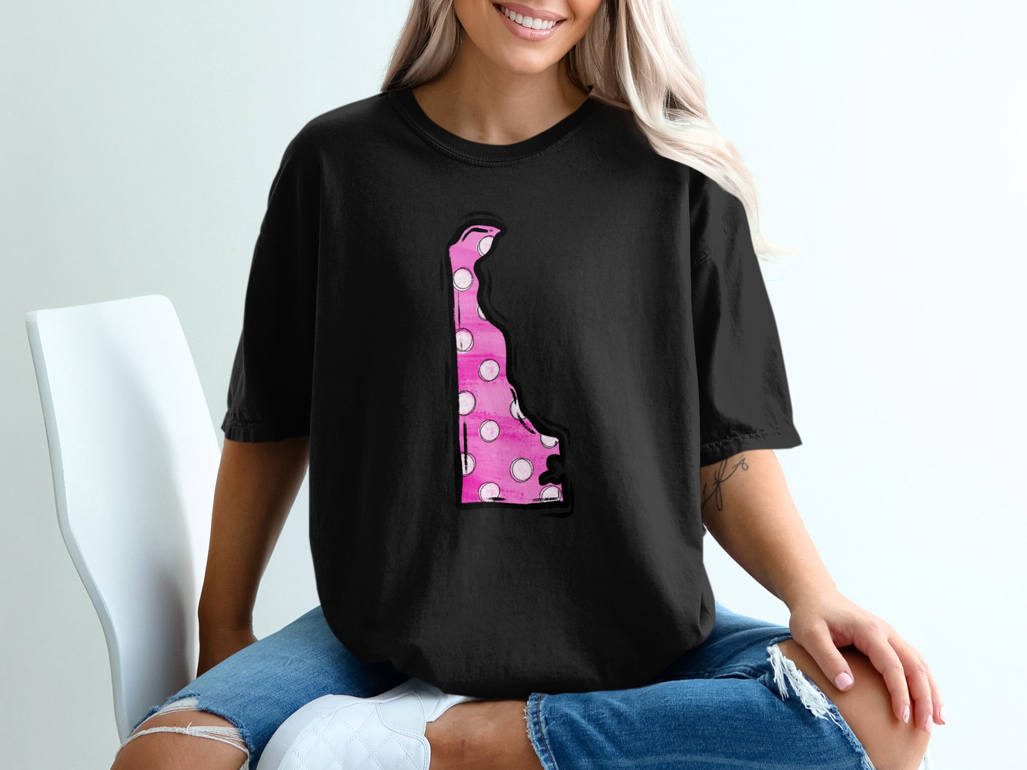 Delaware State T-Shirt, Pink Polka Dot Design, Home State Pride Tee, Gift for Delawareans, State Lover Apparel, US State T-Shirt - Image 2
