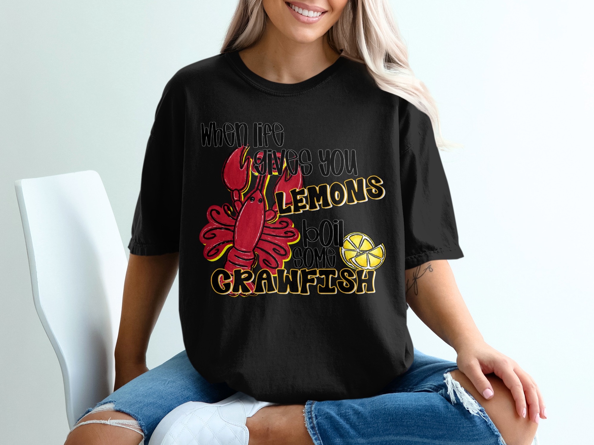 When Life Gives You Lemons Boil Crawfish T-Shirt, Funny Seafood Tee, Louisiana Crawfish Boil Shirt, Southern Food Lover, Crawfish Gift - Image 2