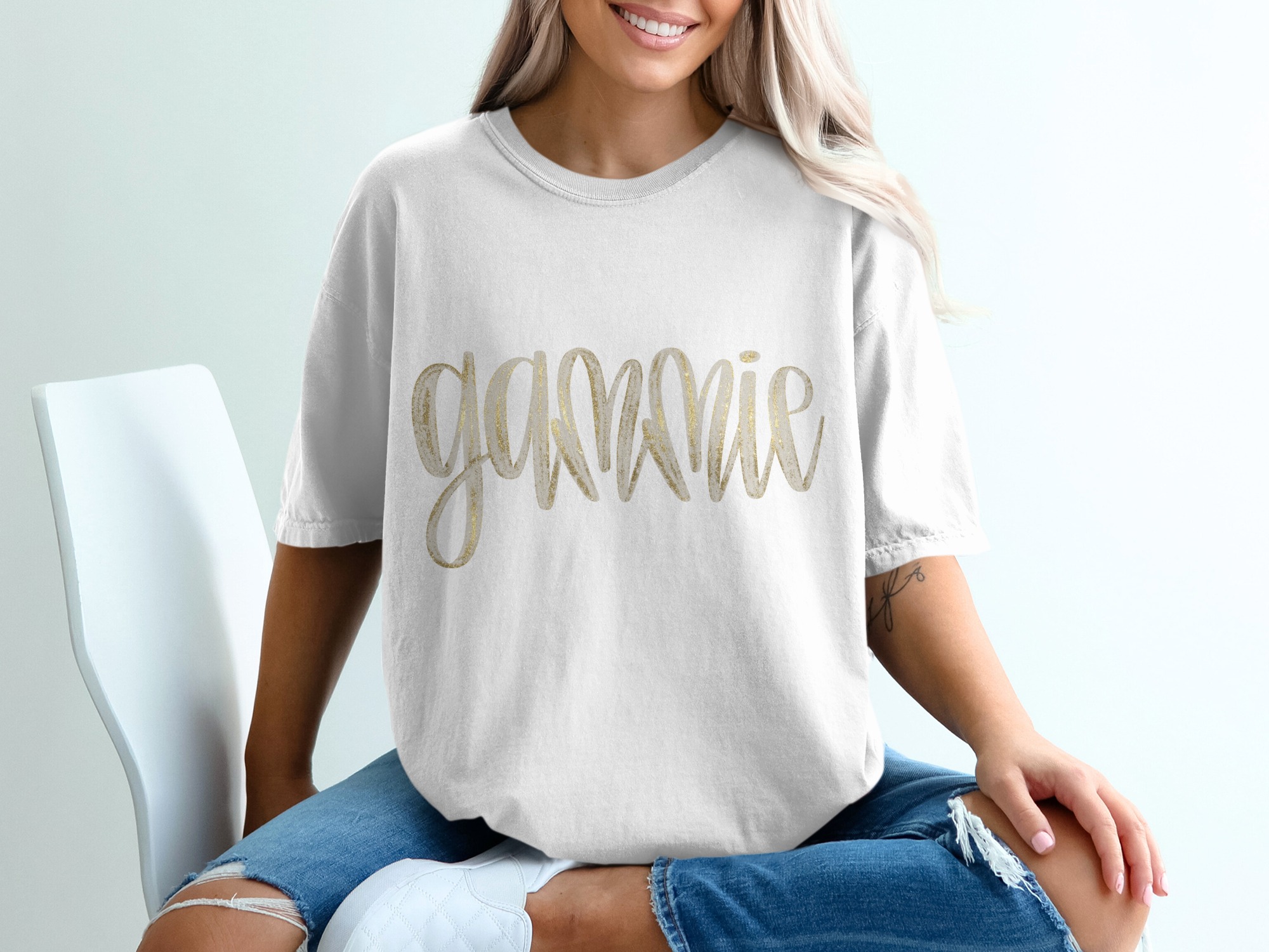 Gammie T-Shirt, Grandma Shirt, Gift for Grandma, New Grandma Tee, Grandmother Gift, Nana Shirt, Cute Grandma Shirt, Gammie Gift T-Shirt