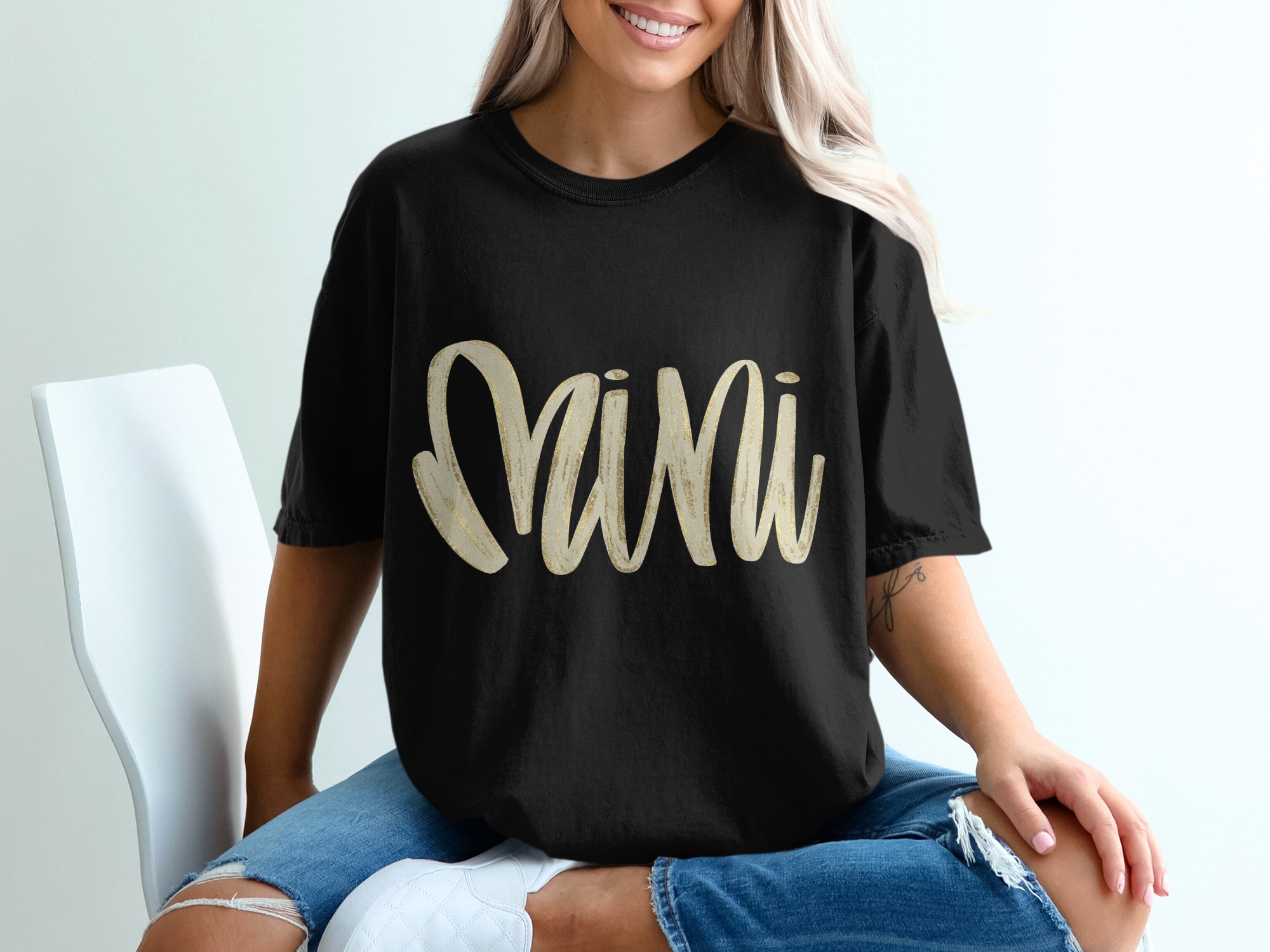 Mini T-Shirt, Gold Lettering Tee, Cute Mom Shirt, Matching Family Shirts, Trendy Gift for New Mom, Daughter T-Shirt, Baby Announcement Tee - Image 2