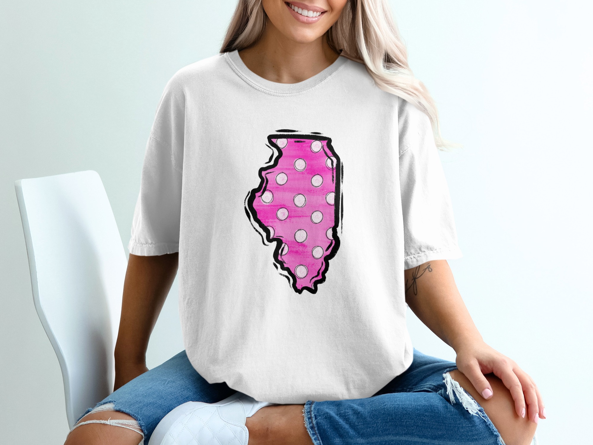 Illinois T-Shirt, Pink Polka Dot State Pride Tee, Midwest Lover Gift, Home State Shirt, USA Geography Shirt, Unique Illinois Shirt
