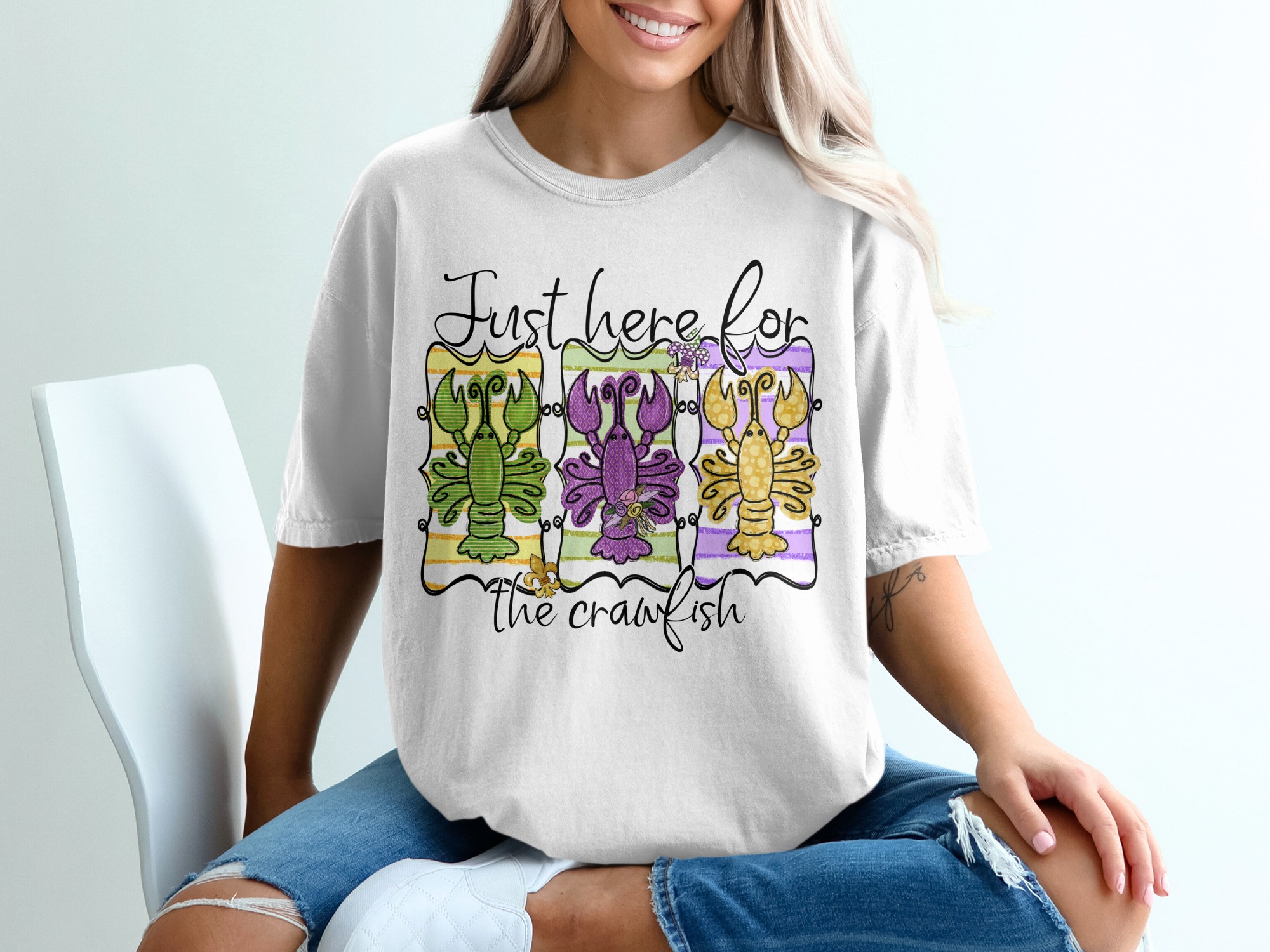 Crawfish T-Shirt, Louisiana Seafood Tee, Mardi Gras Shirt, Just Here For The Crawfish, Funny Foodie, Crawfish Boil, Festival Shirt, Cajun