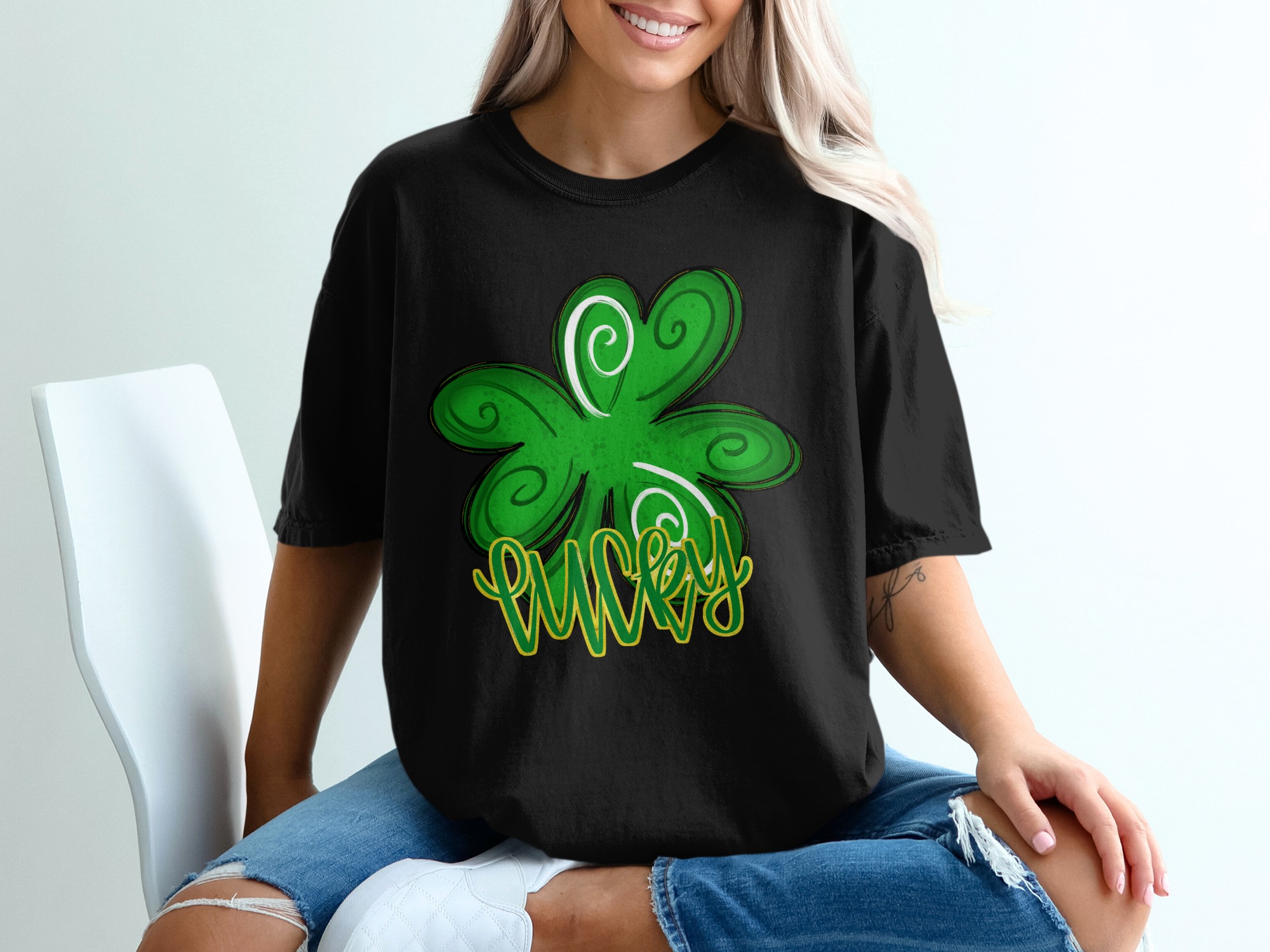 Lucky Clover T-Shirt, St Patricks Day T Shirt, Irish Shirt, Four Leaf Clover Shirt, Good Luck Shirt, Holiday Tee, Cute Holiday T-Shirt - Image 2