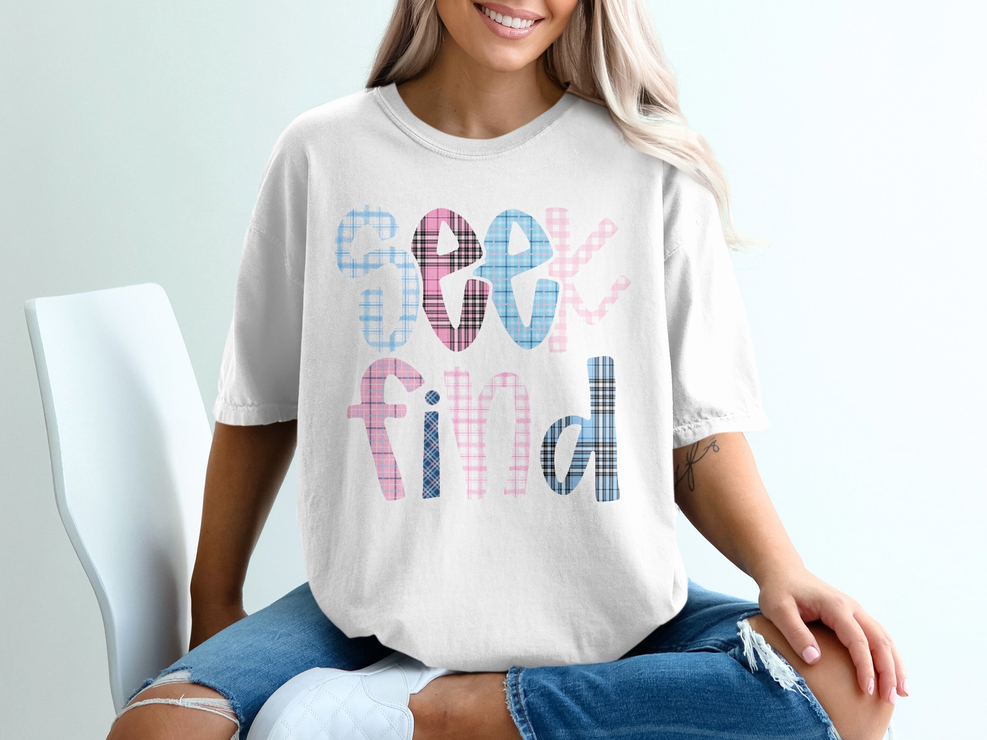 Seek Find Plaid T-Shirt, Inspirational Pink Blue Gingham Checkered Tee, Positive Message, Cute Trendy Word Design T-Shirt