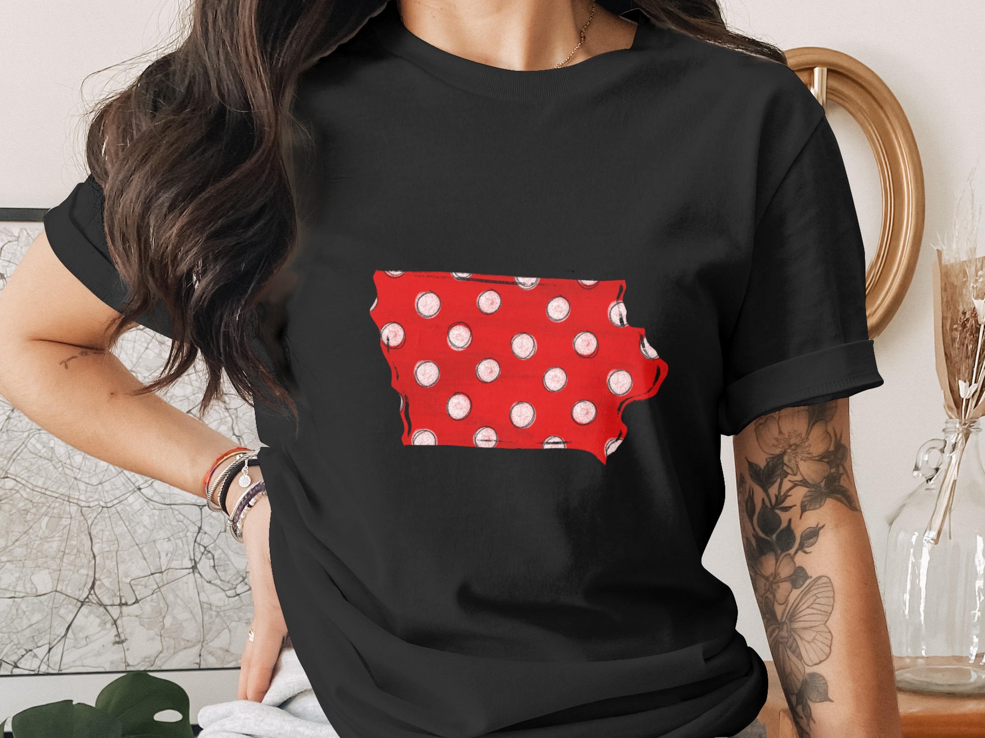 Iowa Polka Dot Map Digital Download, Red White State Outline Sublimation PNG, Distressed Grunge DTF File, US State Pride Artwork - Image 2