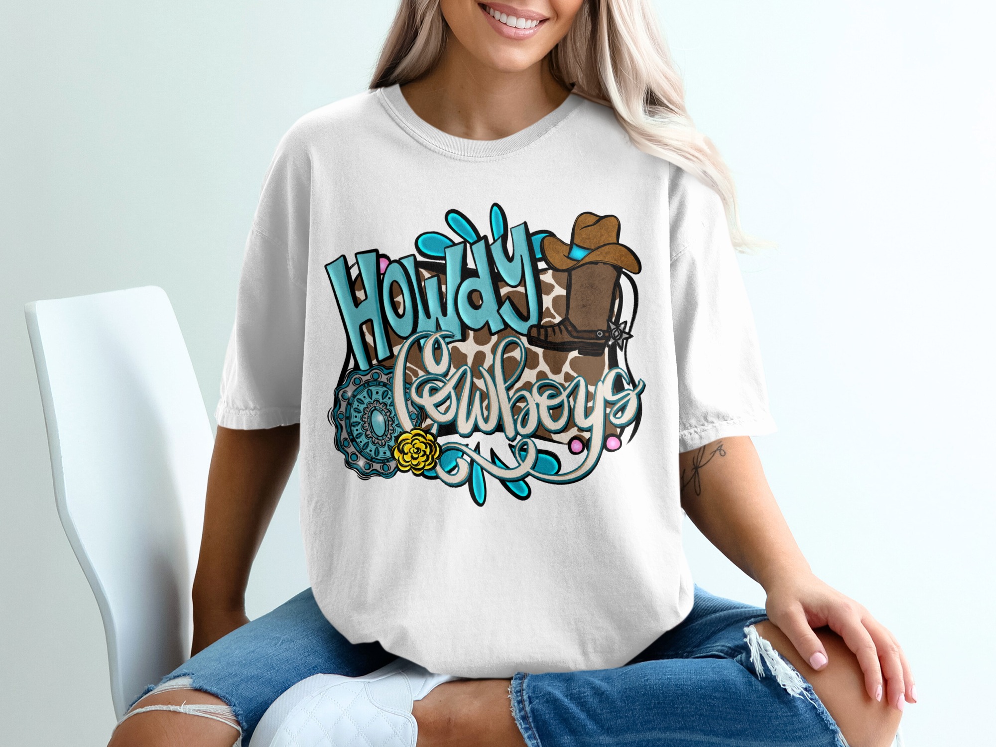 Howdy Cowboys T-Shirt, Western Graphic Tee for Cowgirls, Rodeo Queen Shirt, Country Music Lover Gift, Boho Cow Print Texas Top