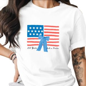 250 Years Built on Freedom American Flag T-Shirt, Patriotic Independence Day USA Tee, Heritage Anniversary Shirt Gift