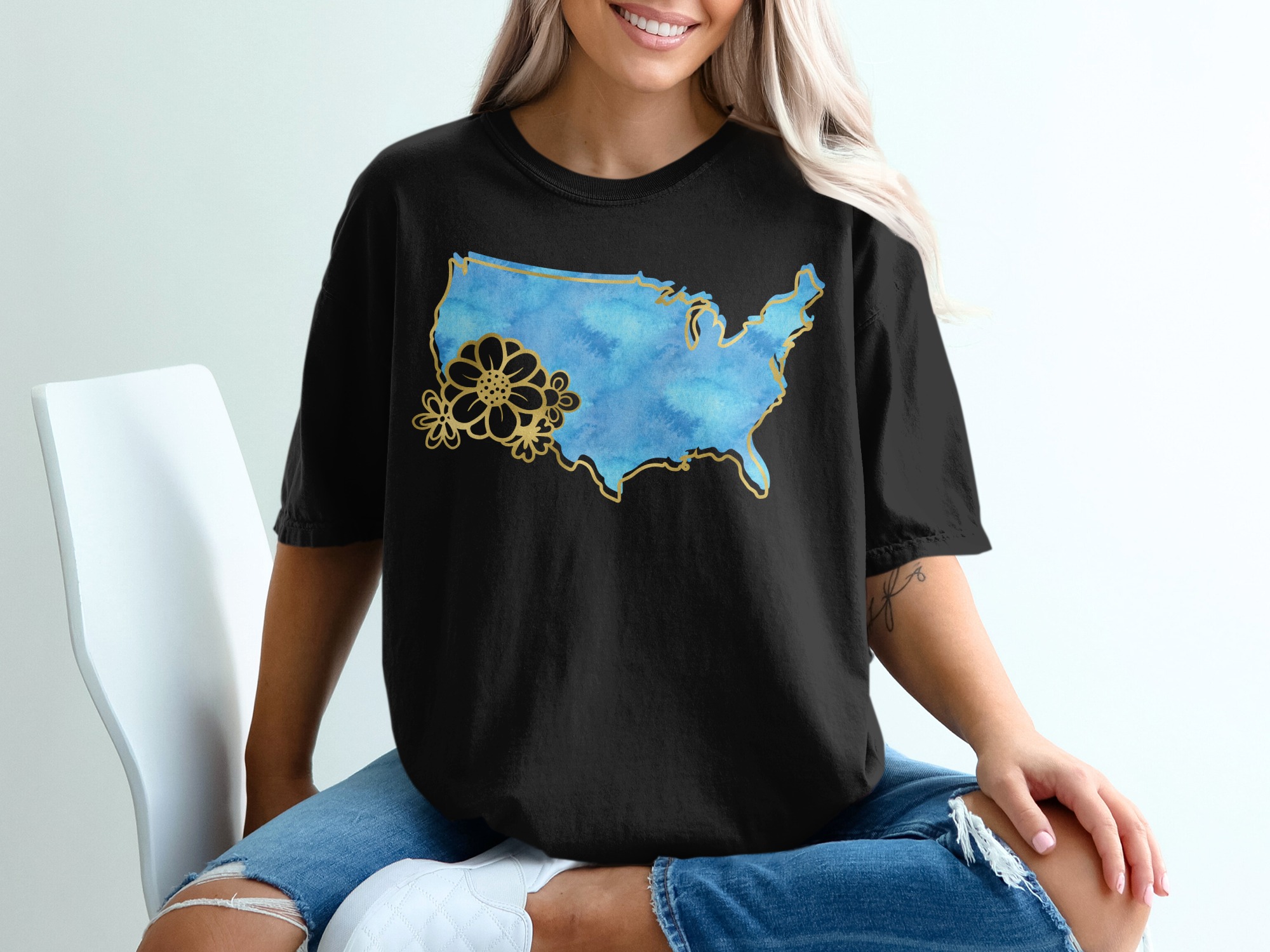 Watercolor USA Map T-Shirt, Faux Gold Floral America Outline Tee, Patriotic American Graphic Shirt, Gift for Her - Image 5