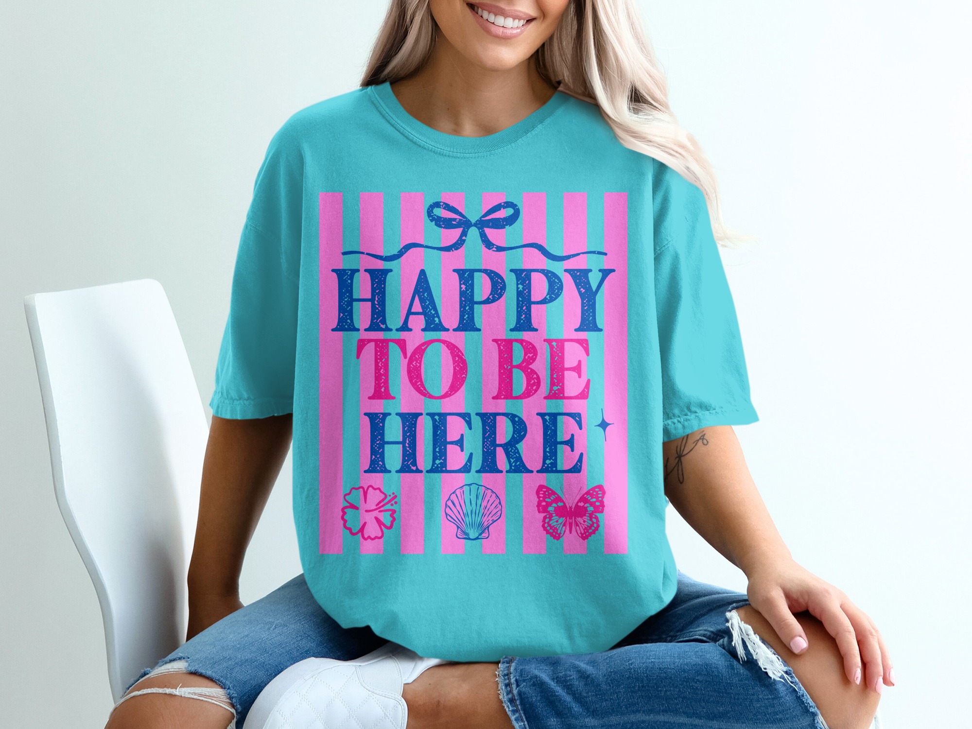 Happy To Be Here T-shirt | Barbiecore Aesthetic Tee | Pink & Blue Summer Vacation Shirt | Positive Vibes Travel Tee Gift for Her - Image 9