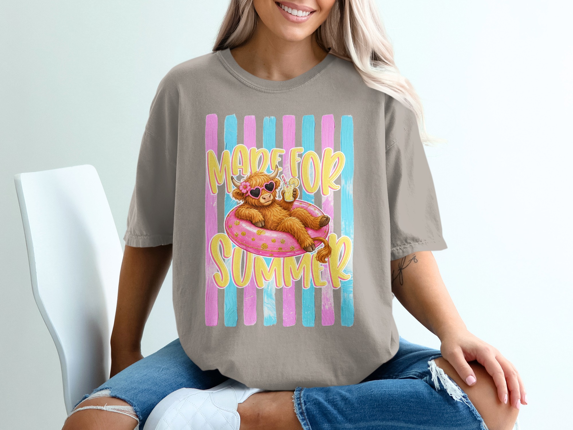Comfort Colors ® Made For Summer Highland Cow T-Shirt, Vacation Mode Cute Cow Shirt, Beachy Pink Glitter Highland Cattle Tee, Funny Animal - Image 11