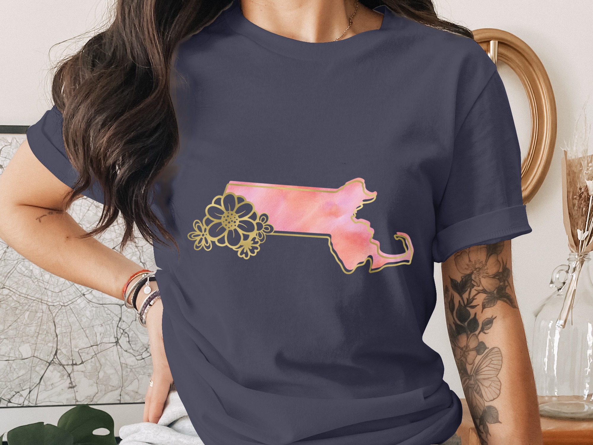 Massachusetts State Floral T-Shirt, MA Watercolor Gold Effect Tee, Aesthetic Pink Home State Pride Gift for Her - Image 3