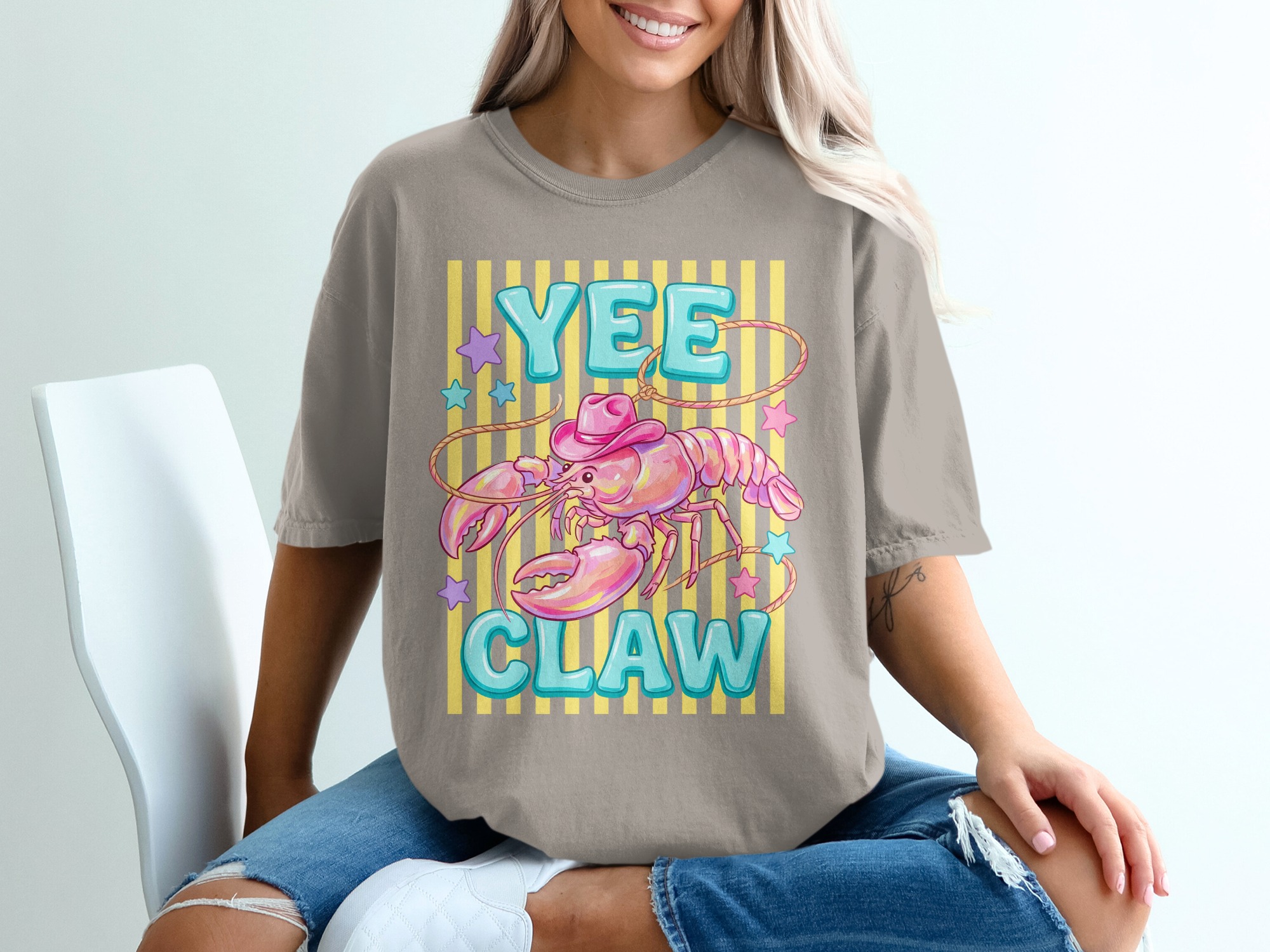 Comfort Colors® Yee Claw T-Shirt, Funny Lobster Cowgirl Tee, Coastal Cowgirl Shirt, Retro Western Graphic, Pun Lover Gift for Her - Image 11
