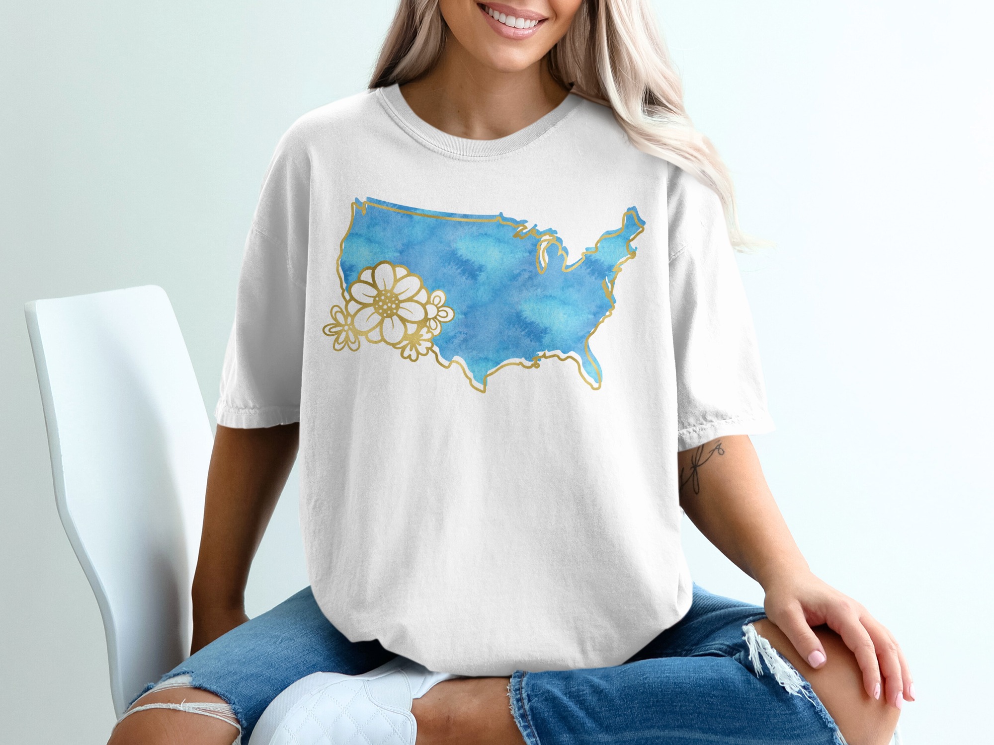 Watercolor USA Map T-Shirt, Faux Gold Floral America Outline Tee, Patriotic American Graphic Shirt, Gift for Her - Image 6