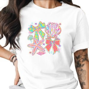 Comfort Colors® Coquette Seashell Bow T-Shirt, Y2K Beachy Aesthetic, Preppy Summer Top, Vacation Girl Tee, Gift for Her