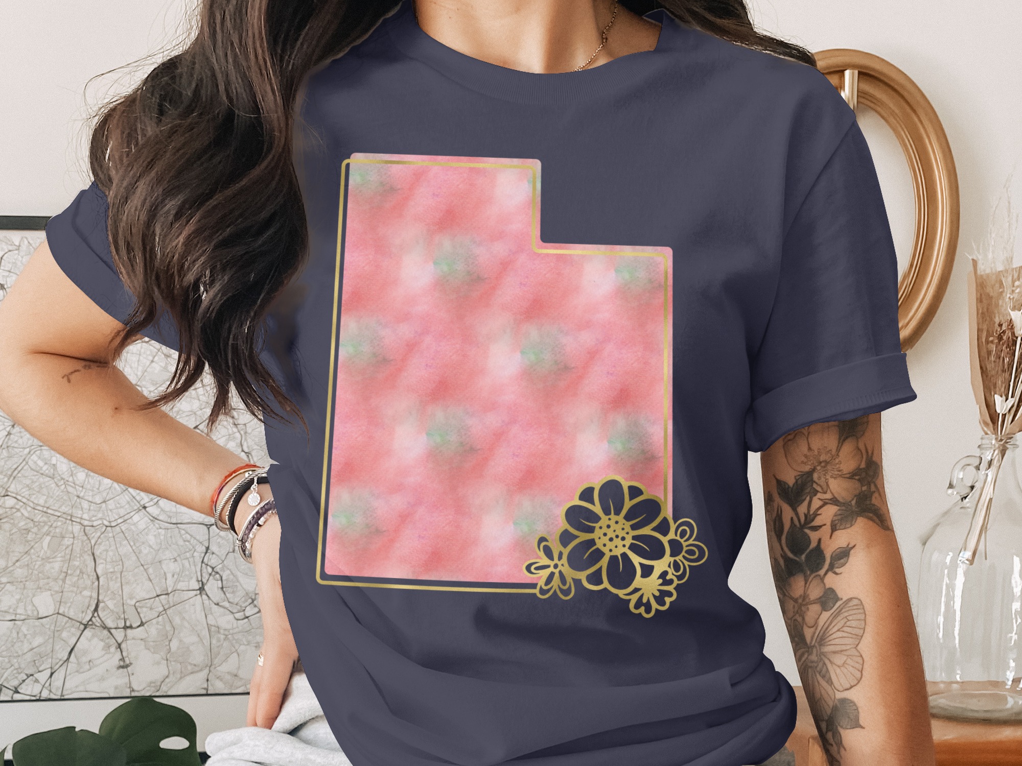 Utah State T-Shirt, Watercolor Utah Shirt with Faux Gold Flowers, Utah Pride Tee, Aesthetic Utah Gift for Her, State Map Top - Image 3