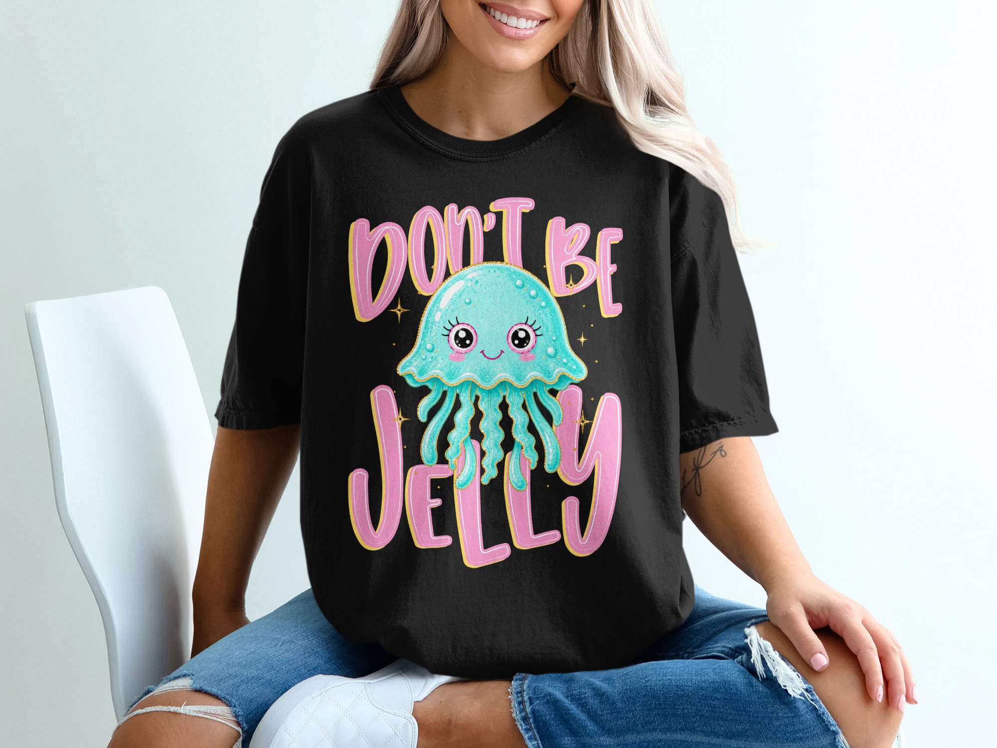 Don't Be Jelly T-Shirt, Cute Jellyfish Shirt, Kawaii Ocean Pun Tee, Faux Glitter Effect Sea Animal Top, Funny Beach Vibe Tee, Gift for Her - Image 8