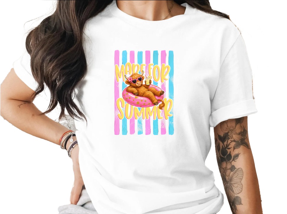 Comfort Colors ® Made For Summer Highland Cow T-Shirt, Vacation Mode Cute Cow Shirt, Beachy Pink Glitter Highland Cattle Tee, Funny Animal