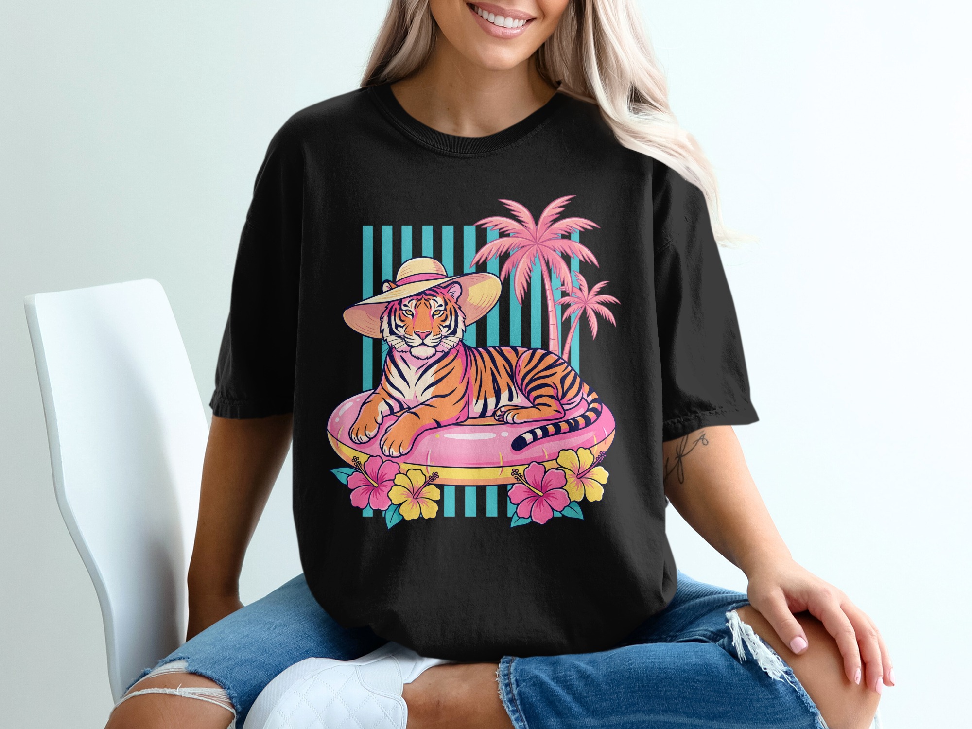 Hot Girl Summer Tiger Summer T-Shirt, Comfort Colors ® Vacation Tee, Tropical Beach Shirt for Women, Relaxed Animal Lover Gift, Pink Palm - Image 2