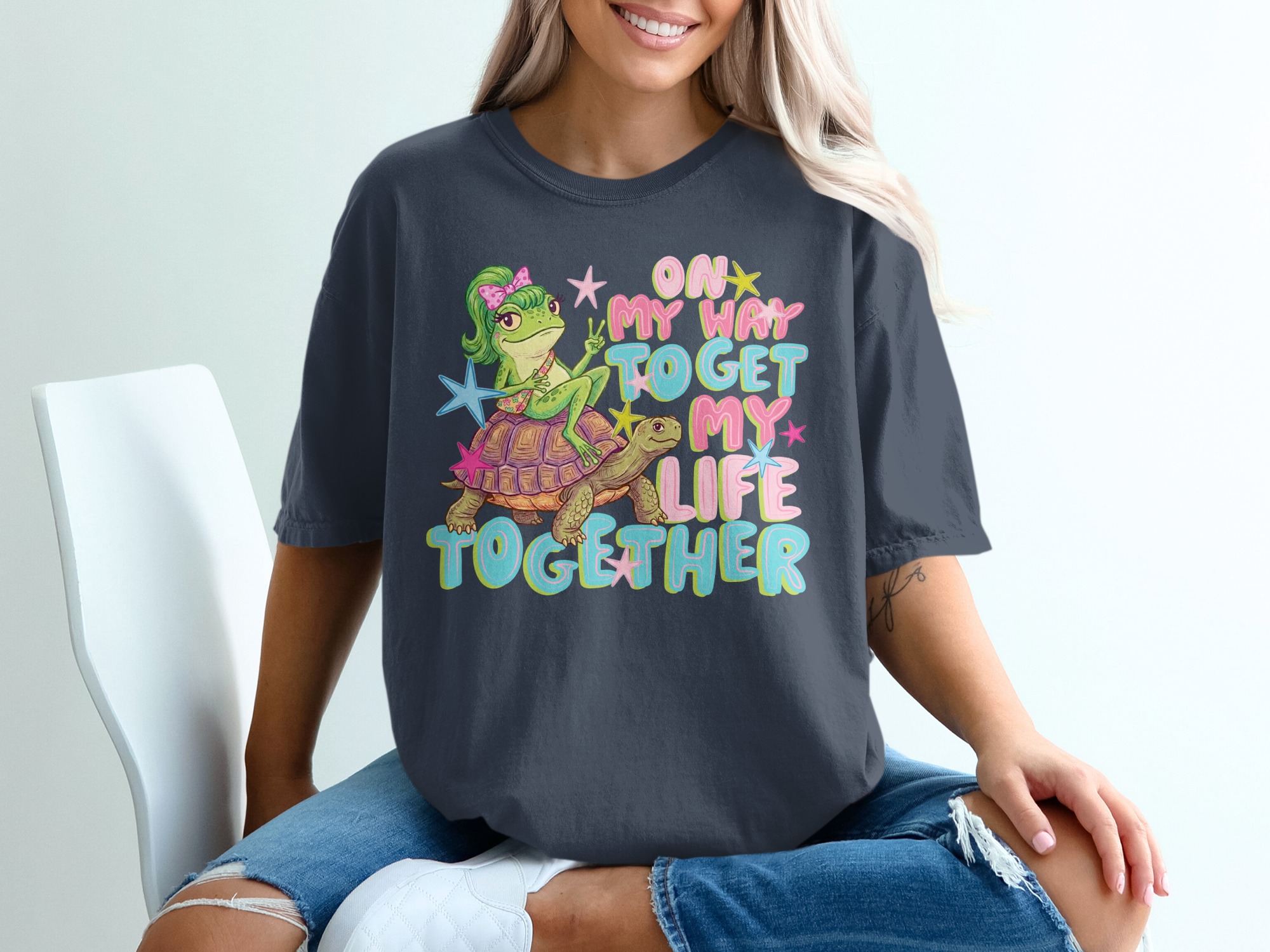 On My Way To Get My Life Together Frog Turtle T-Shirt, Cute Whimsical Meme Shirt, Funny Relatable Animal Tee, Y2K Aesthetic Gift - Image 12