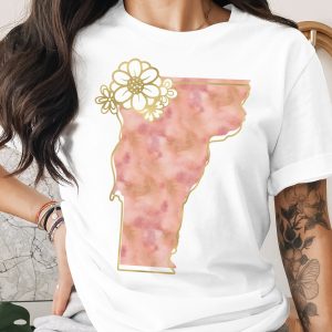 Vermont T-Shirt, Faux Gold Floral Watercolor Vermont State Tee, Unique New England State Pride Lover Gift Tee
