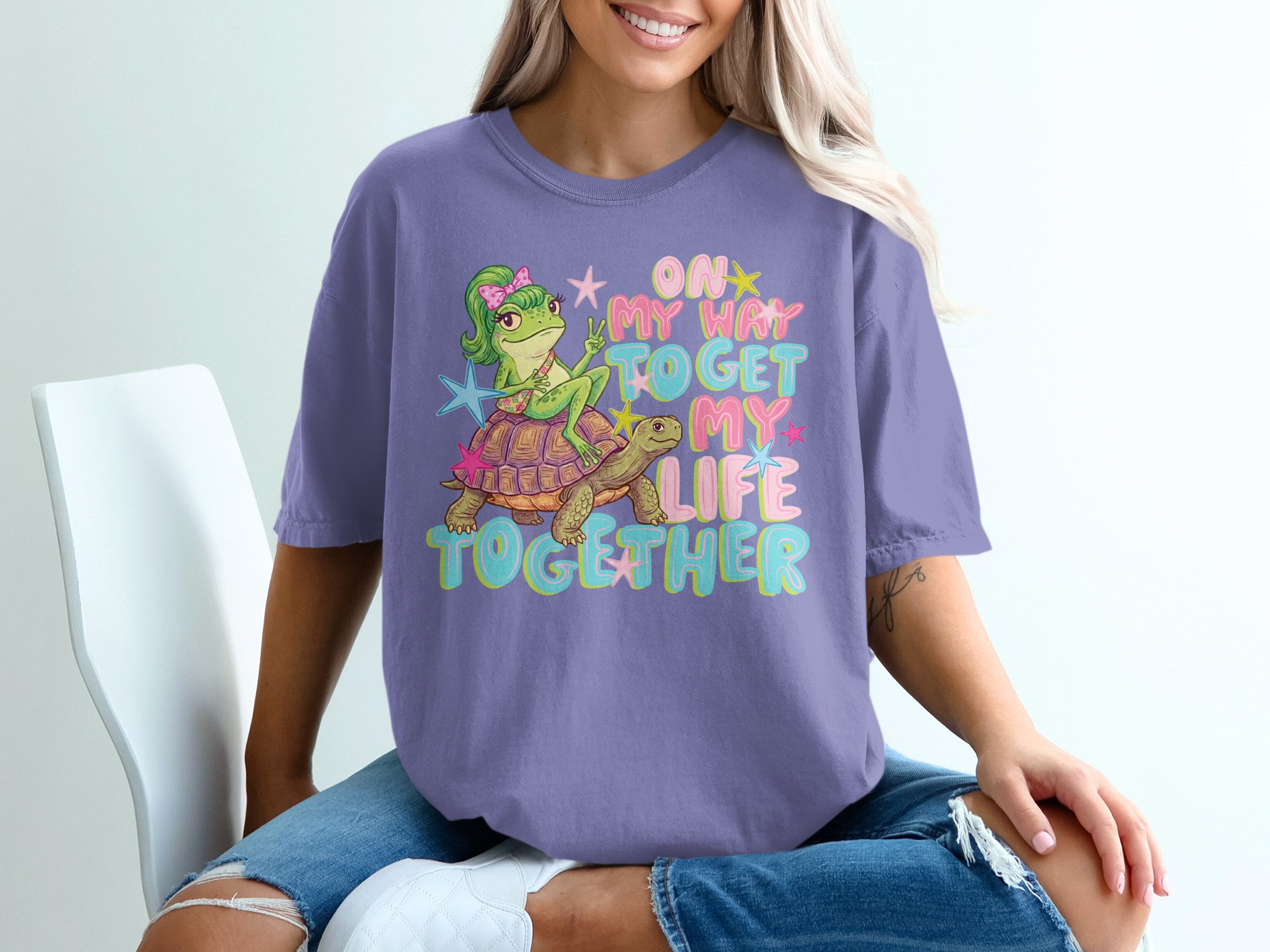 On My Way To Get My Life Together Frog Turtle T-Shirt, Cute Whimsical Meme Shirt, Funny Relatable Animal Tee, Y2K Aesthetic Gift - Image 13