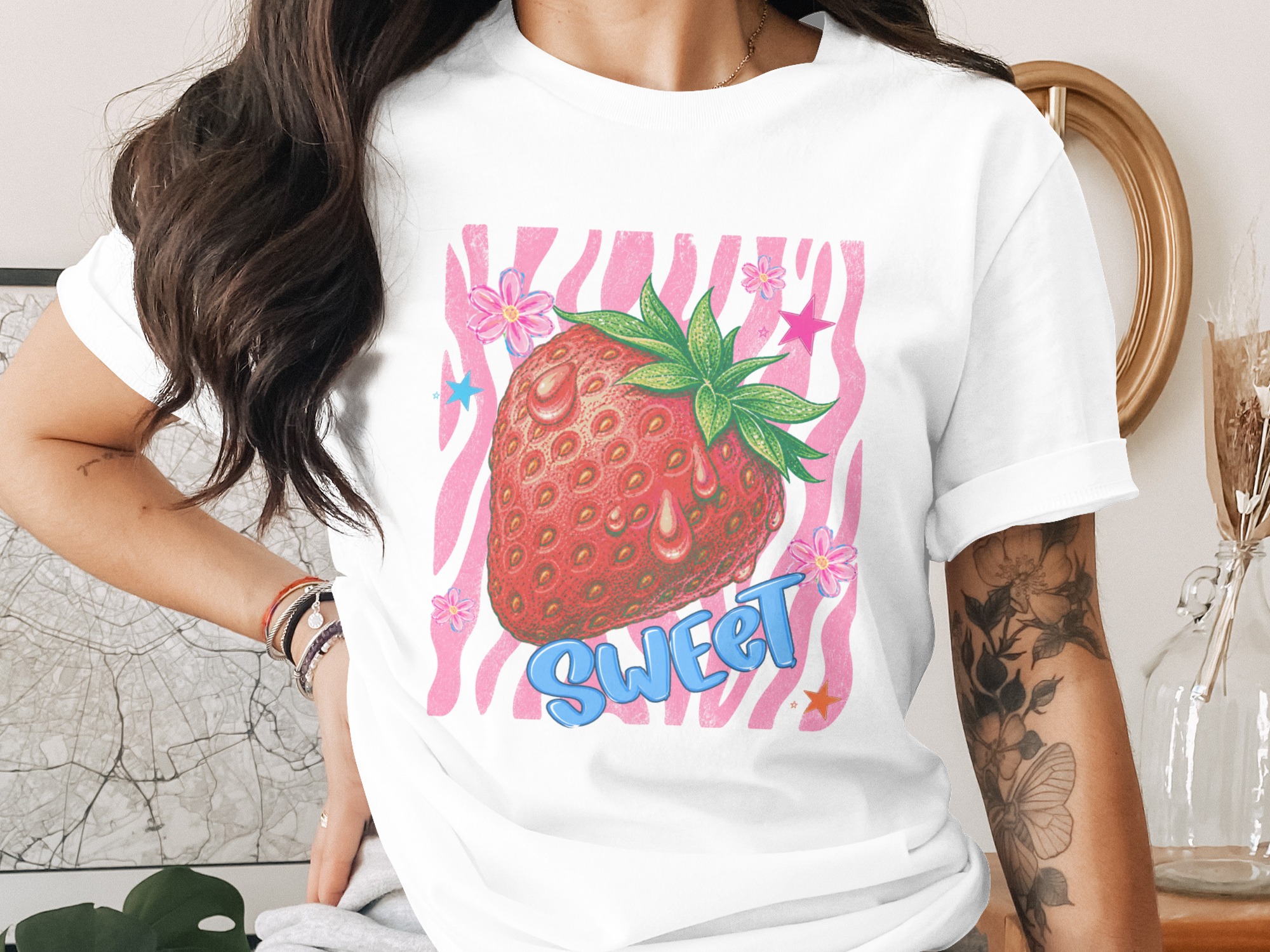 Sweet Strawberry Comfort Colors ® T-Shirt, Y2K Coquette Aesthetic Tee, Cute Fruit Graphic Shirt, Trendy Girly Gift for Her, Summer Vibes Top