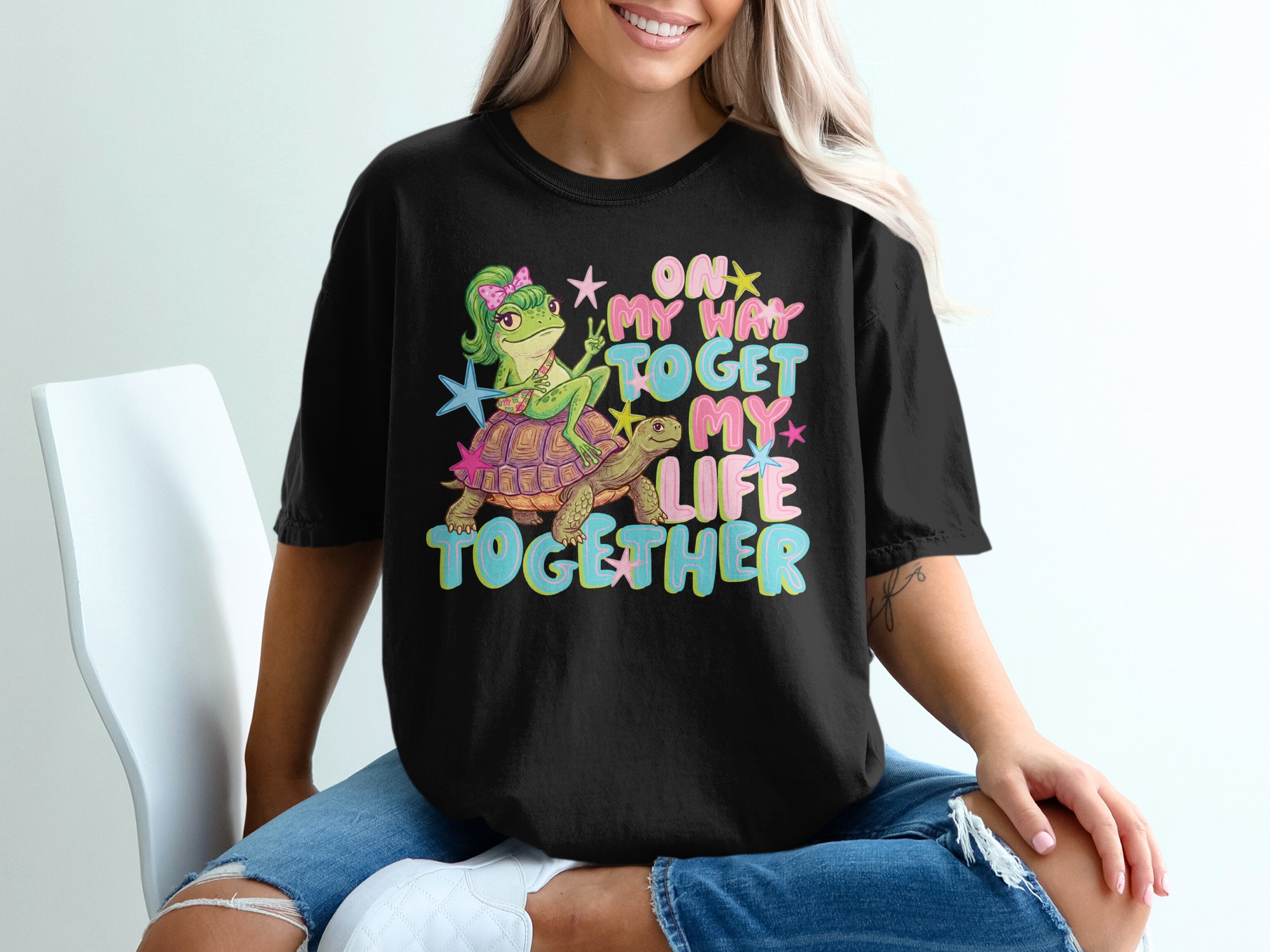 On My Way To Get My Life Together Frog Turtle T-Shirt, Cute Whimsical Meme Shirt, Funny Relatable Animal Tee, Y2K Aesthetic Gift - Image 8