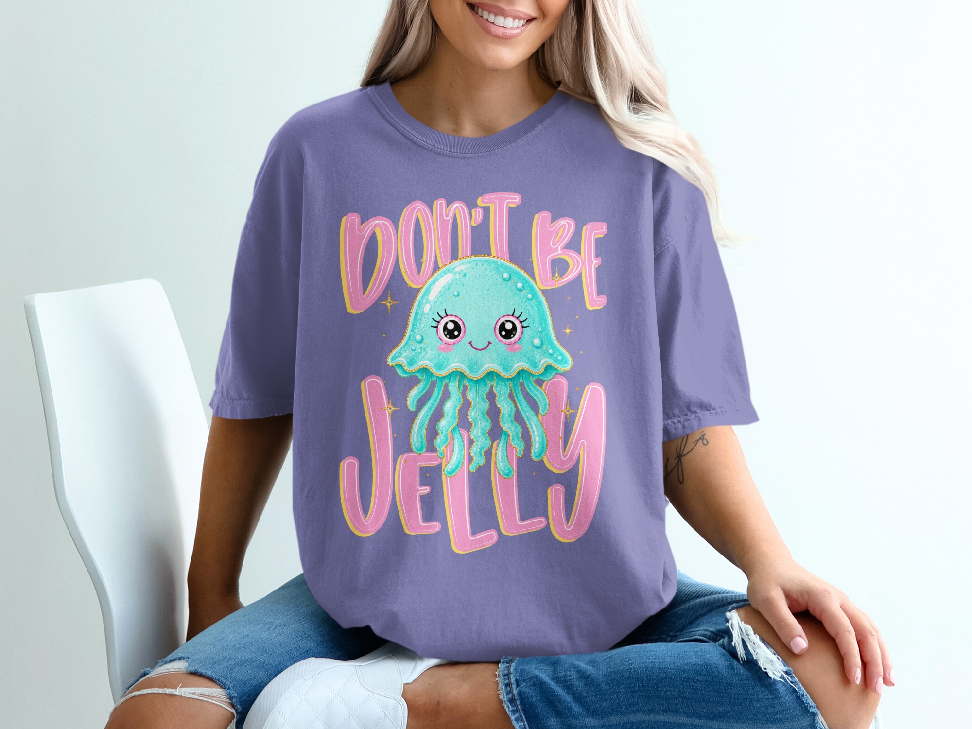 Don't Be Jelly T-Shirt, Cute Jellyfish Shirt, Kawaii Ocean Pun Tee, Faux Glitter Effect Sea Animal Top, Funny Beach Vibe Tee, Gift for Her - Image 13