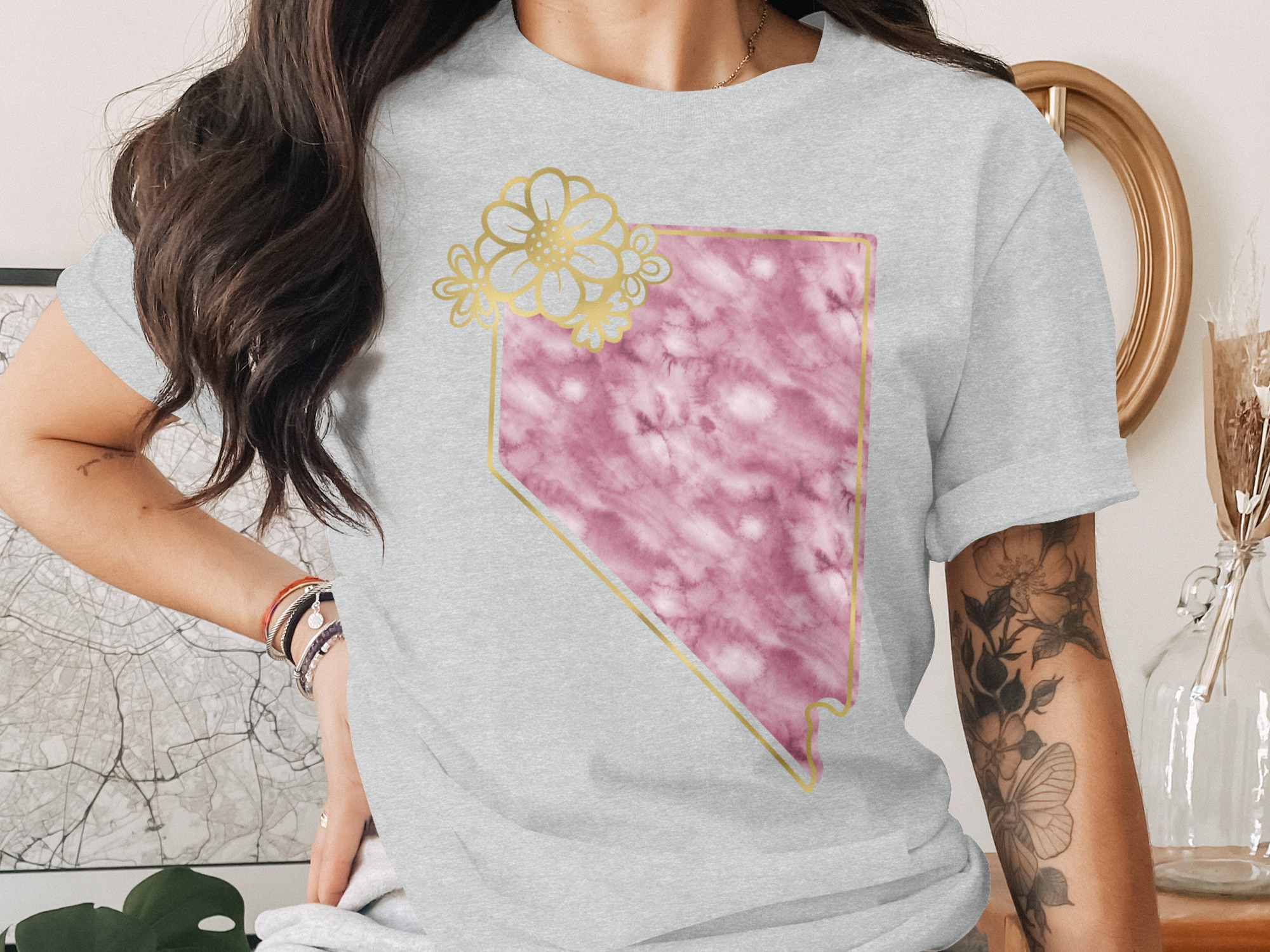 Nevada Outline T-Shirt | Pink Watercolor Nevada State Tee with Faux Gold Floral Design | Stylish Nevada Gift for Her, Travel Souvenir - Image 2