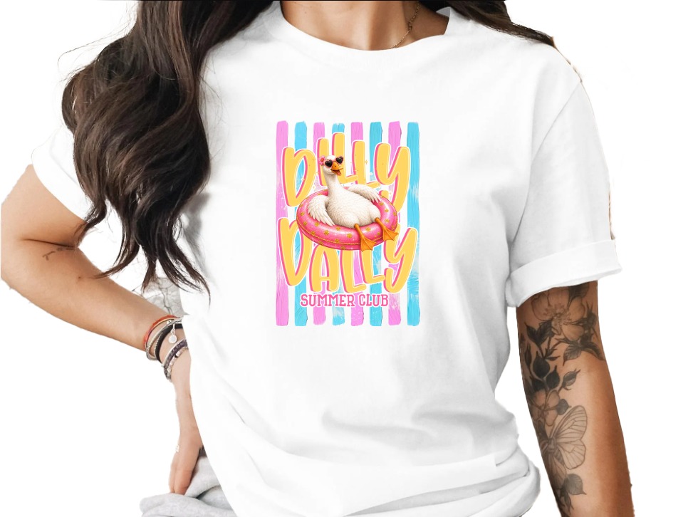 Comfort Colors ® Silly Sally Summer Club T-Shirt, Funny Goose Tee, Cute Heart Sunglasses Graphic, Retro Summer Vibe Shirt, Vacation Lake