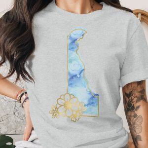 Delaware State T-Shirt | Watercolor Floral Delaware Tee with Faux Gold Outline | Coastal Boho Delaware Gift | Unique State Pride Shirt for
