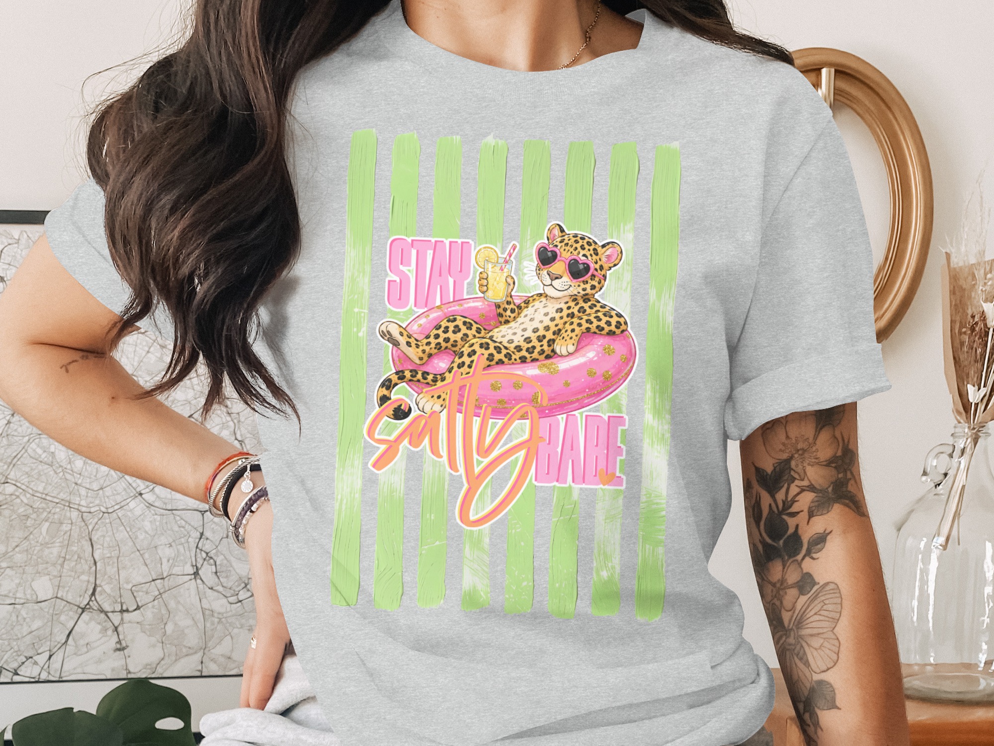 Comfort Colors® Salty Babe Leopard T-Shirt, Summer Vacation Tee, Funny Animal Pool Shirt, Trendy Beach Trip Gift, Aesthetic Graphic Top - Image 2