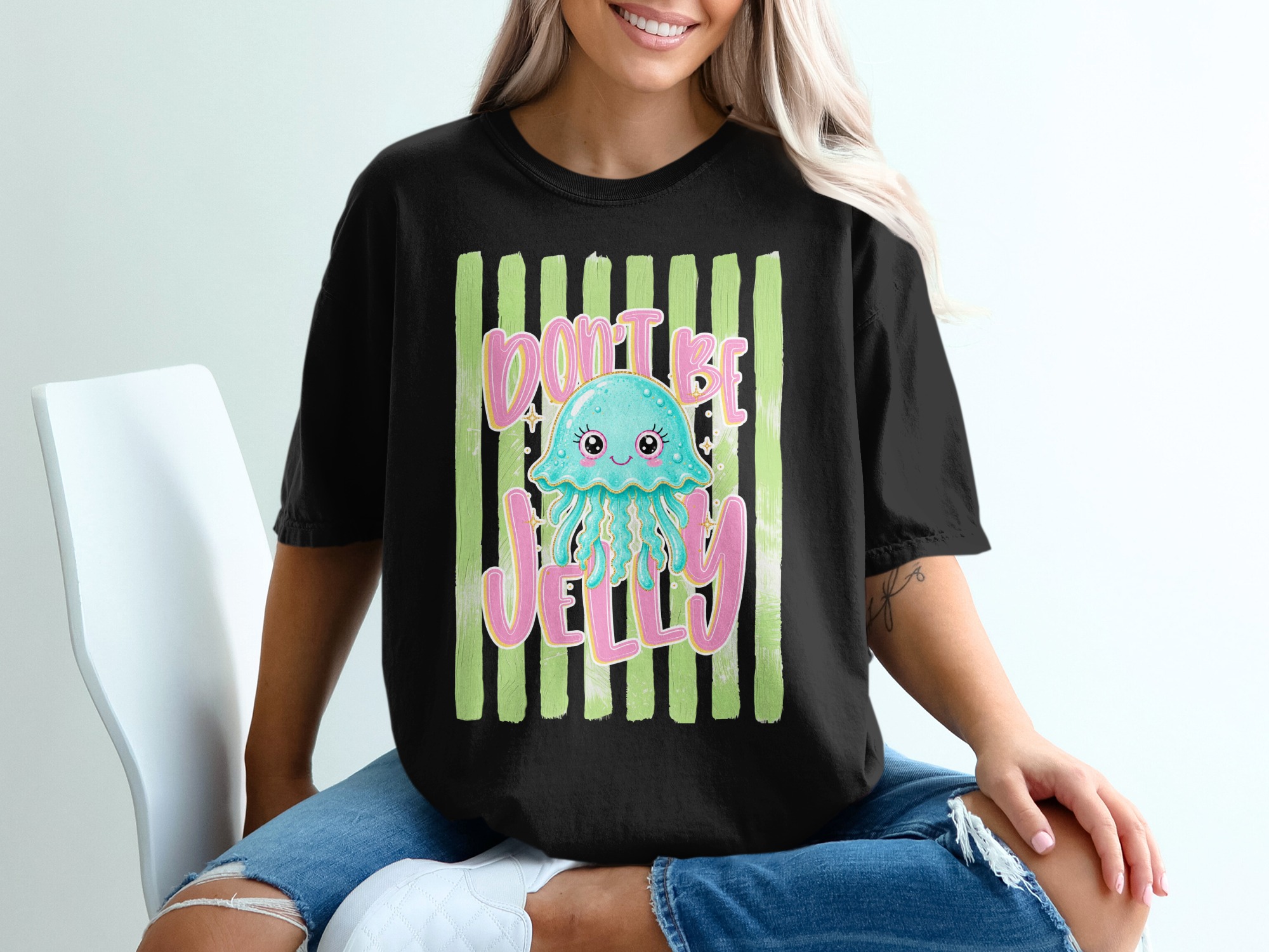 Comfort Colors® Don't Be Jelly T-Shirt, Cute Jellyfish Shirt, Summer Beach Tee, Ocean Lover Gift, Kawaii Humorous Top, Aesthetic Vacation - Image 6