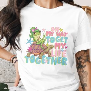 On My Way To Get My Life Together Frog Turtle T-Shirt, Cute Whimsical Meme Shirt, Funny Relatable Animal Tee, Y2K Aesthetic Gift