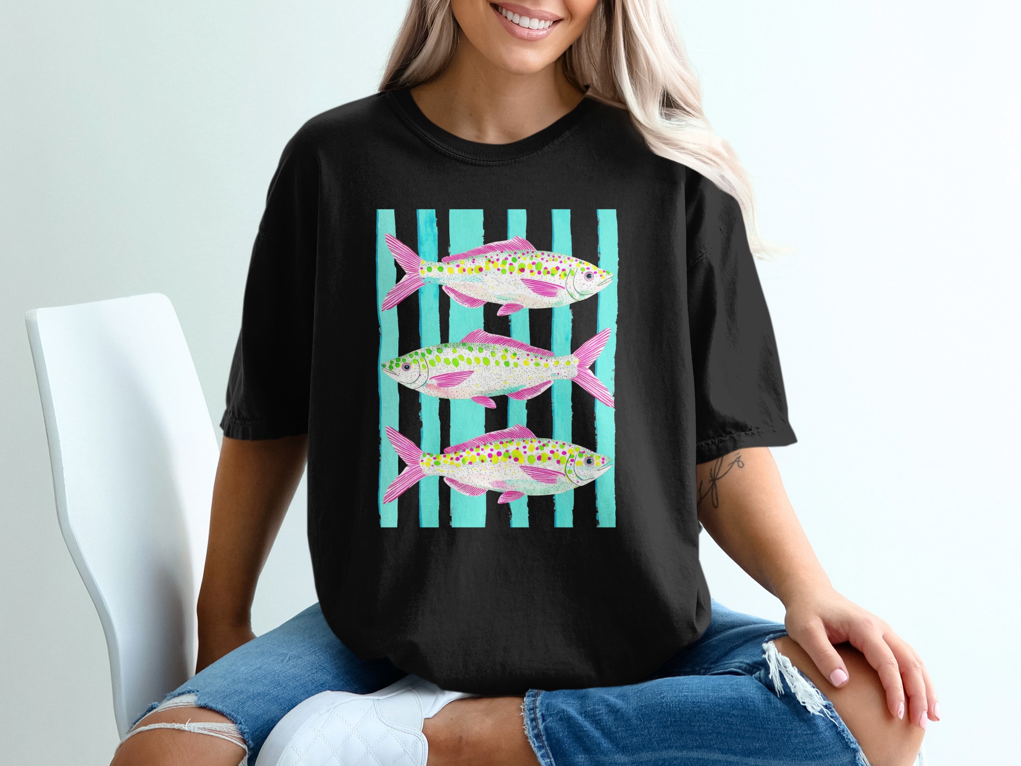 Vibrant Fish Art T-Shirt, Comfort Colors ® Colorful Ocean Life Beach Tee, Unique Summer Vacation Graphic, Coastal Style Gift for Her - Image 2