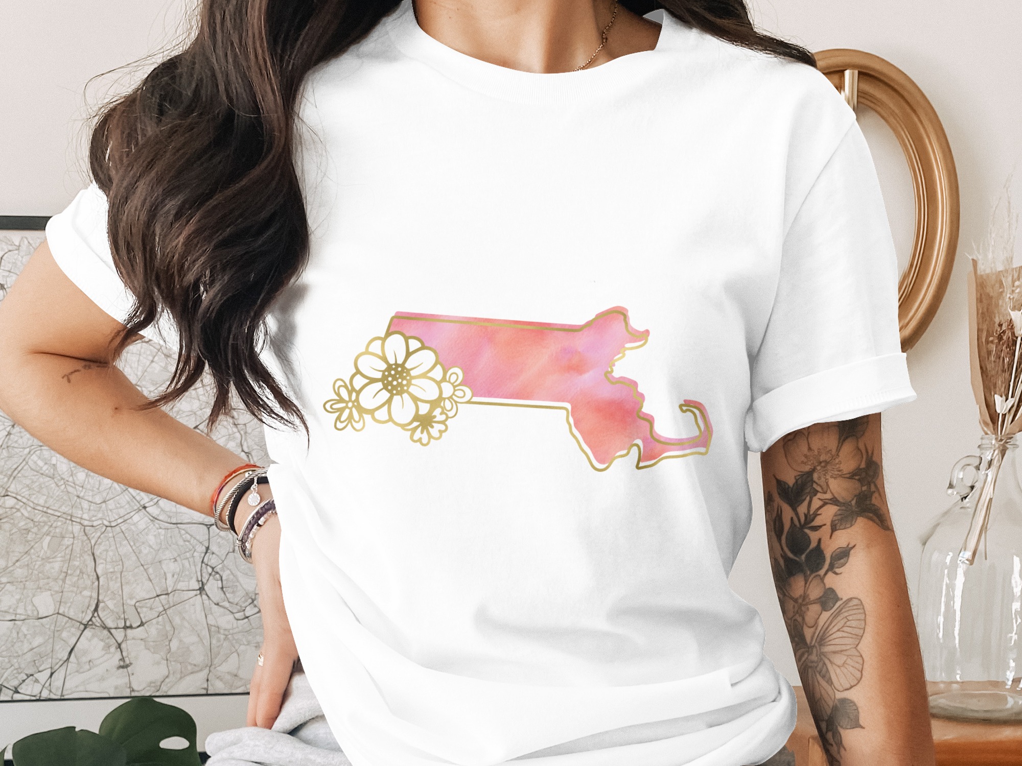 Massachusetts State Floral T-Shirt, MA Watercolor Gold Effect Tee, Aesthetic Pink Home State Pride Gift for Her