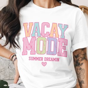 Vacay Mode Summer Dreamin' T-Shirt, Distressed Pastel Vacation Tee, Retro Y2K Aesthetic Travel Shirt, Cute Beach Trip Gift