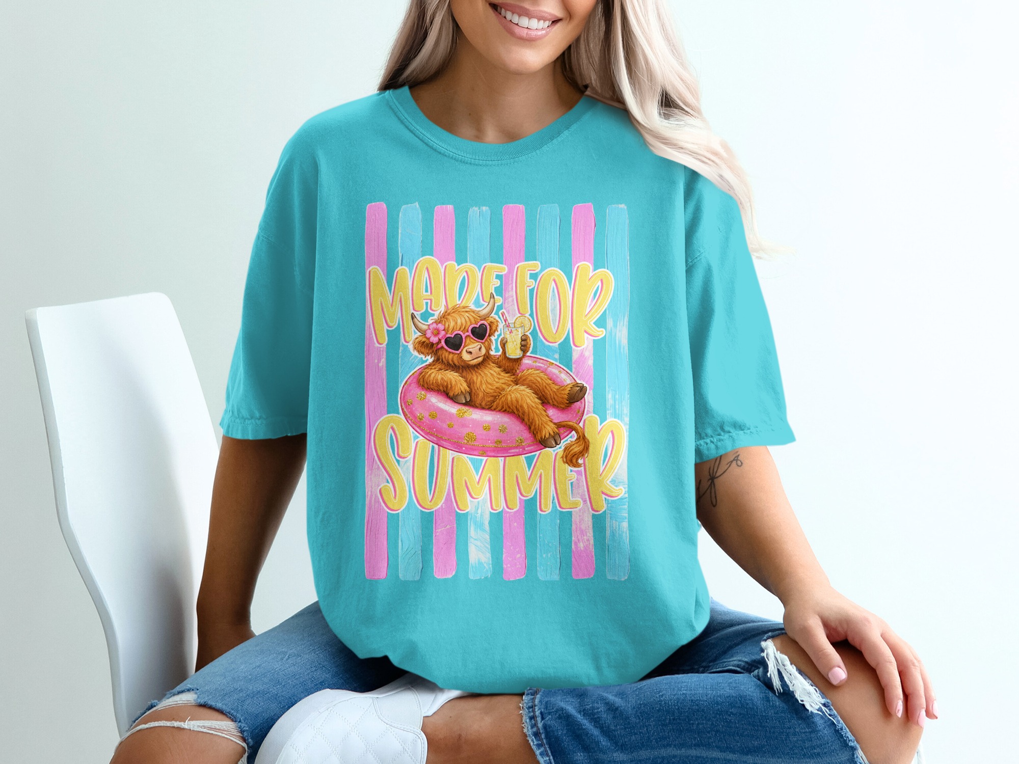 Comfort Colors ® Made For Summer Highland Cow T-Shirt, Vacation Mode Cute Cow Shirt, Beachy Pink Glitter Highland Cattle Tee, Funny Animal - Image 9