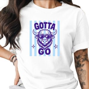 Comfort Colors® Gotta Go Highland Cow T-Shirt, Funny Cool Sunglasses Animal Tee, Quirky Farm Life Apparel, Humorous Graphic Bovine Gift