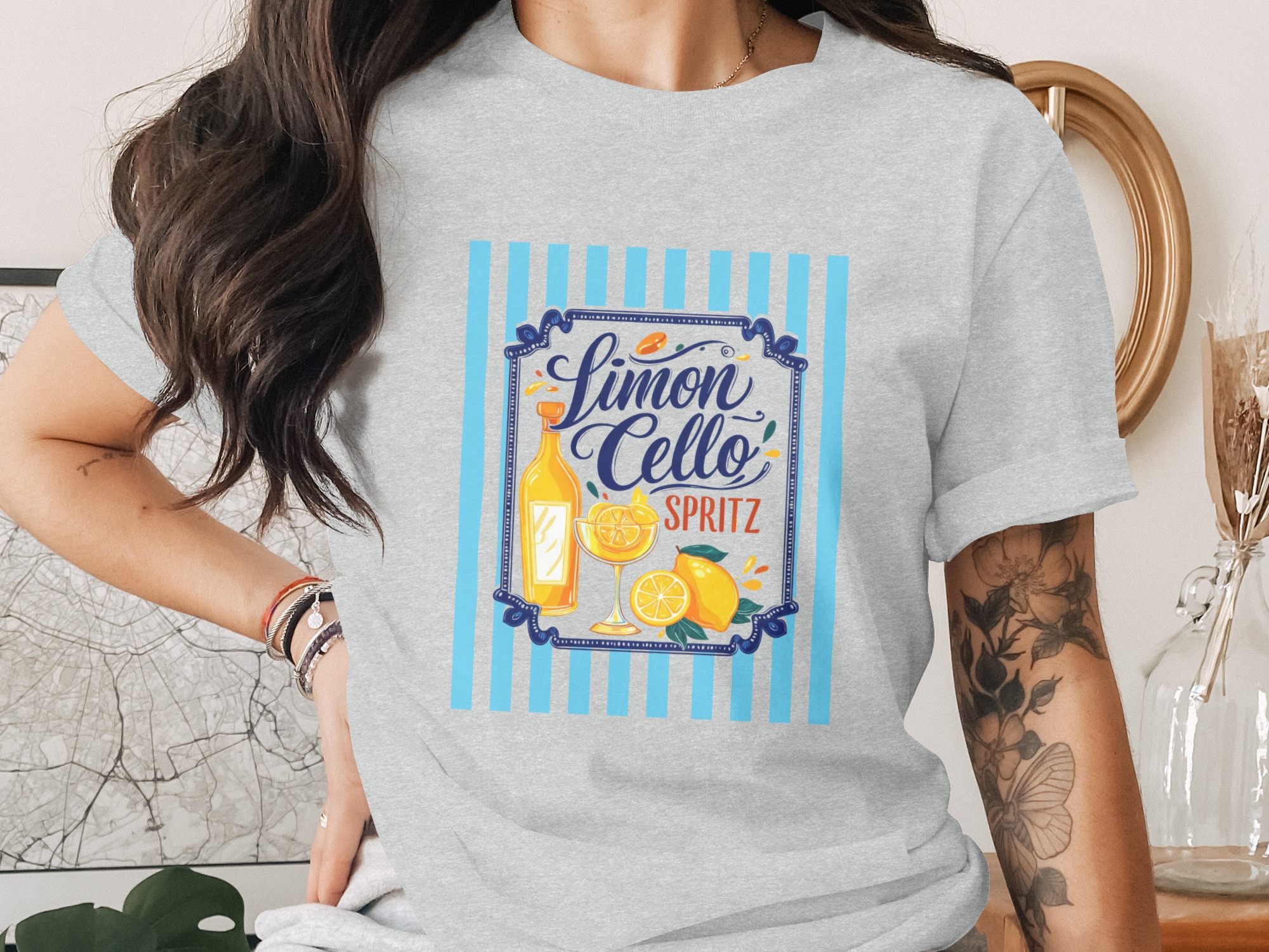 Limoncello Spritz T-Shirt, Italian Summer Vacation Tee, Lemon Aperitivo Cocktail Shirt, Italy Travel Gift for Her, Aesthetic Brunch Top - Image 2