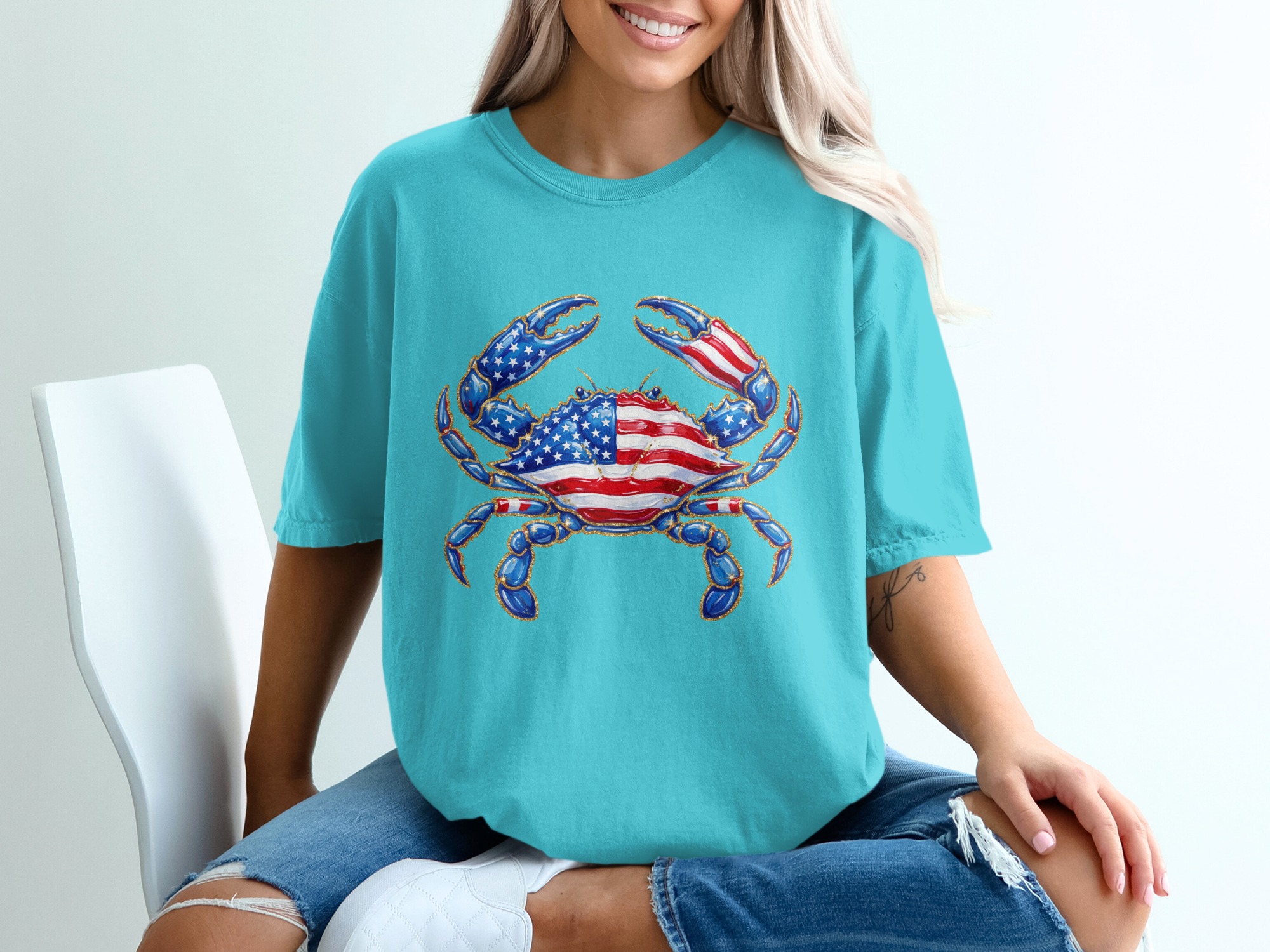 Patriotic Crab T-Shirt, American Flag Glitter Effect Crab Tee, Fourth of July Summer Top, USA Pride Coastal Crab Lover Gift - Image 9