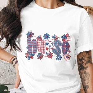 Patriotic Mama T-Shirt, 4th of July American Flag Mom Life Shirt, Red White Blue Stars Stripes Summer USA Tee