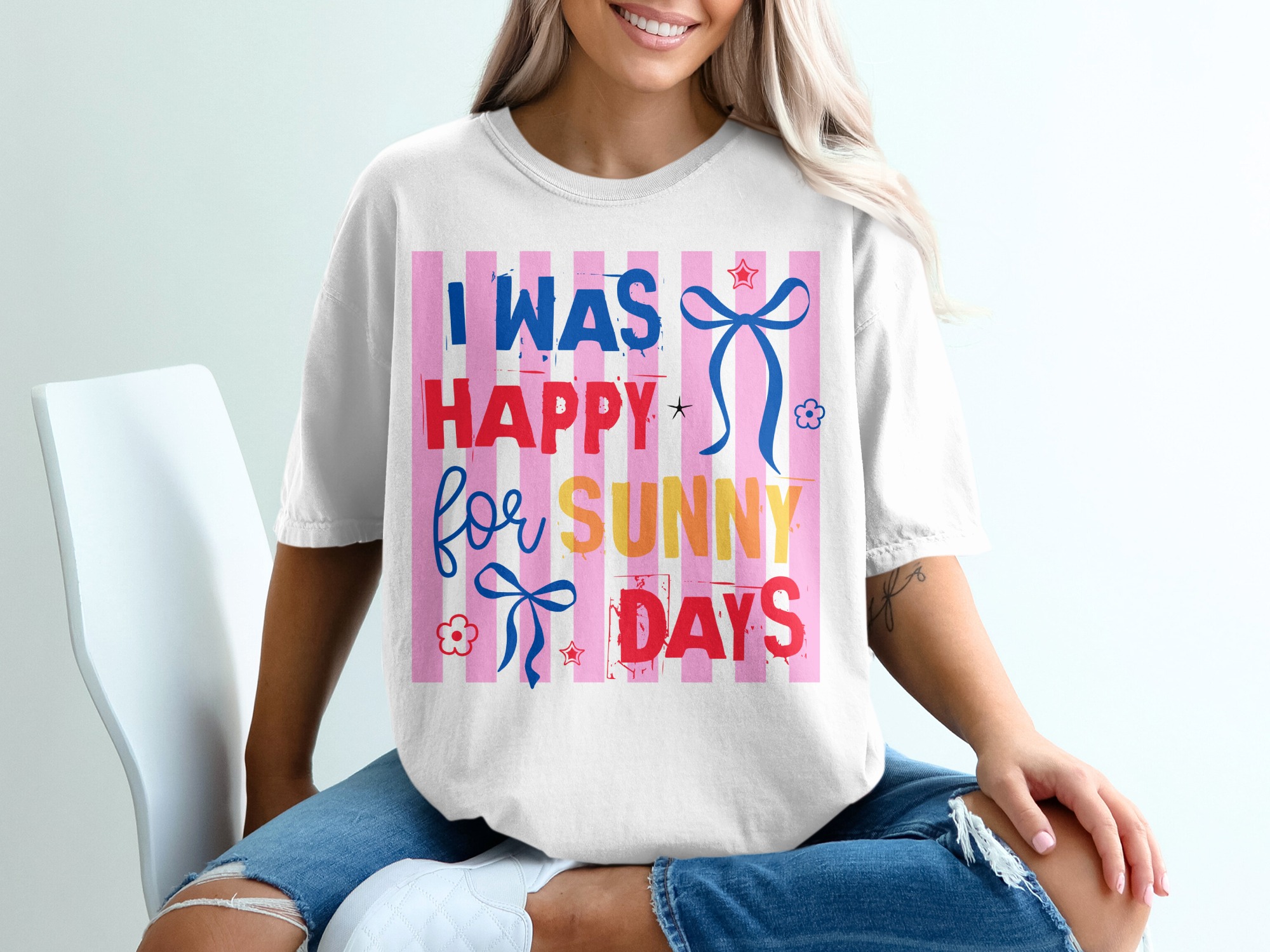 Happy Sunny Days T-Shirt | Positive Retro Vibe Shirt | Summer Vacation Tee | Y2K Aesthetic Top for Her | Optimistic Quote Gift - Image 6
