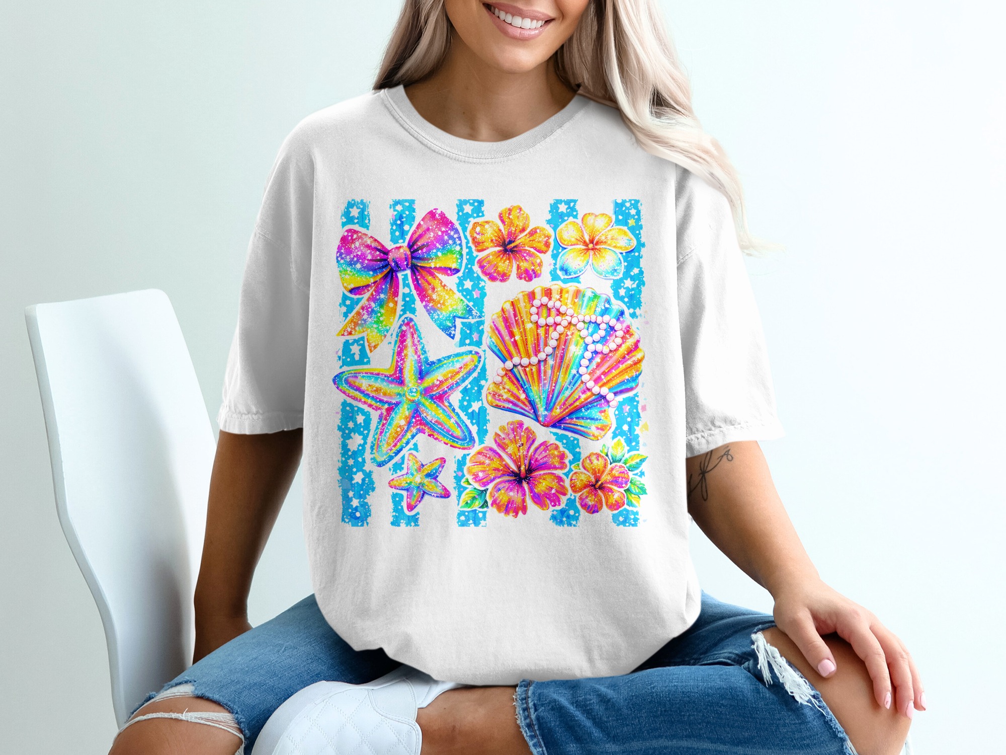 Y2K Rainbow Beach T-Shirt, Comfort Colors ® Sparkle Seashell Starfish Tee, Aesthetic Summer Vacation Top, Fun Oceancore Gift