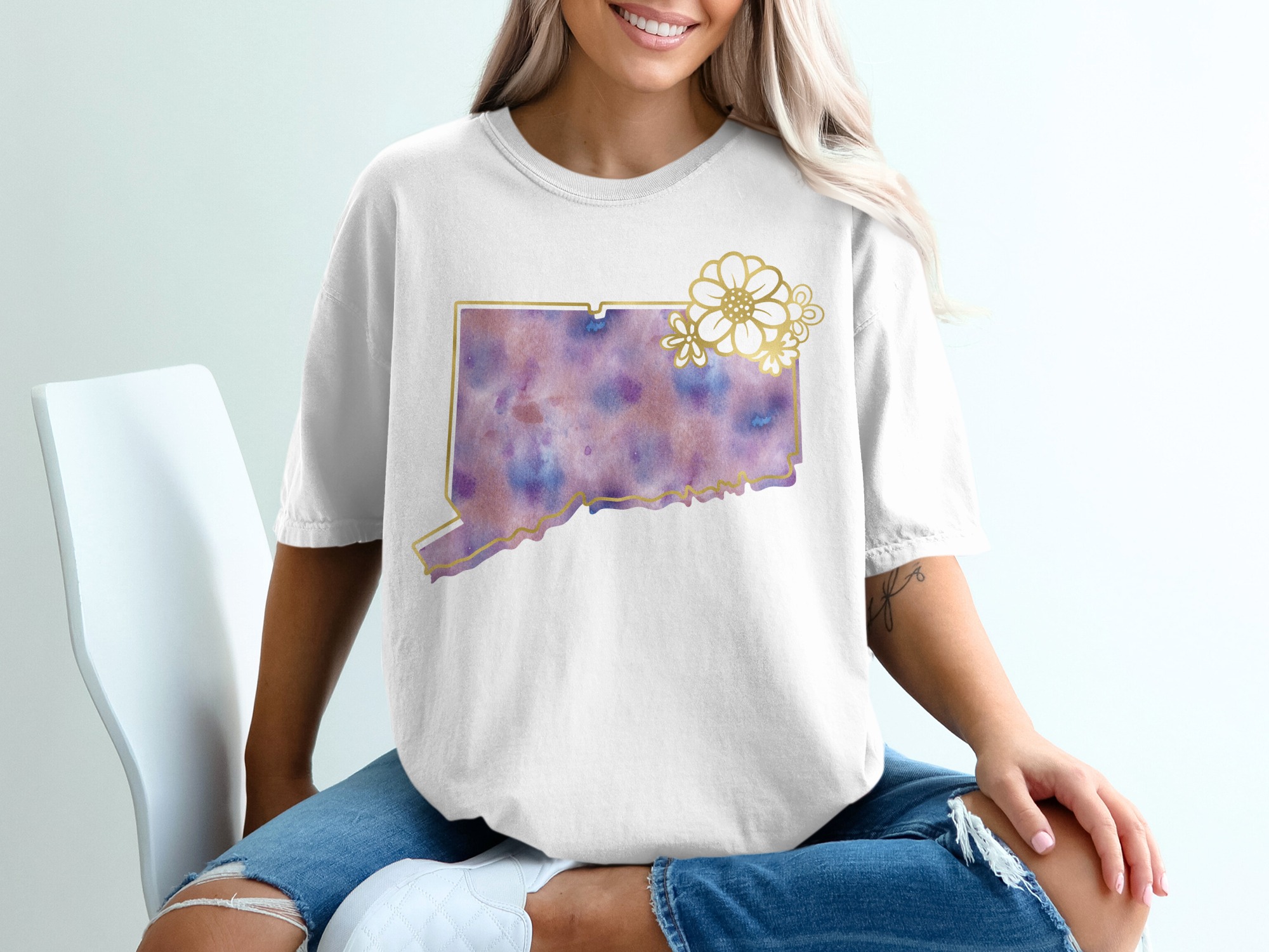 Connecticut State T-Shirt, Watercolor CT Outline with Faux Gold Flowers, Aesthetic Boho State Pride Tee, CT Gift for Her - Image 6