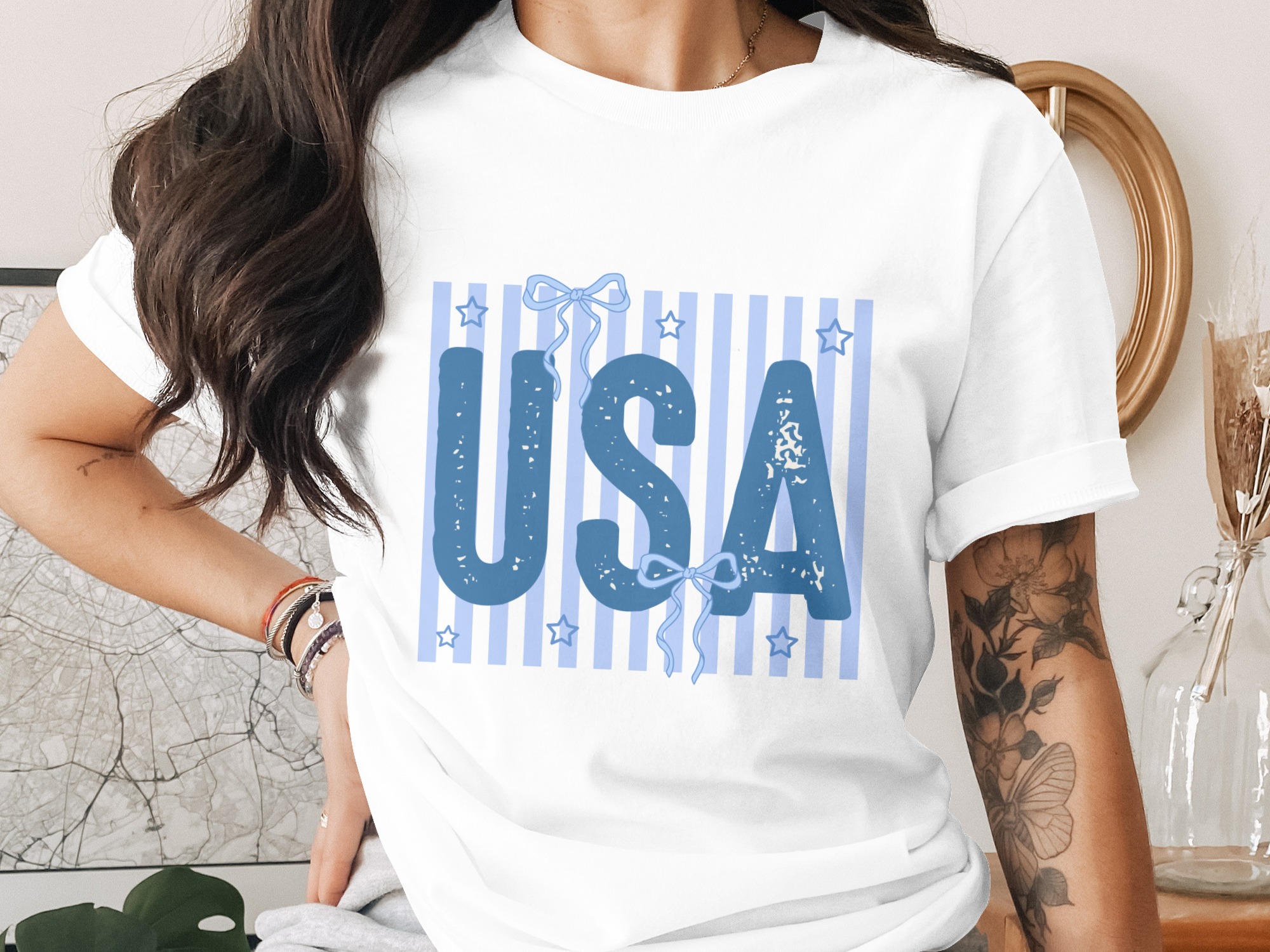 USA Patriotic T-Shirt, Distressed America Fourth of July Outfit with Cute Ribbon Bow Print, Americana Style Holiday Tee