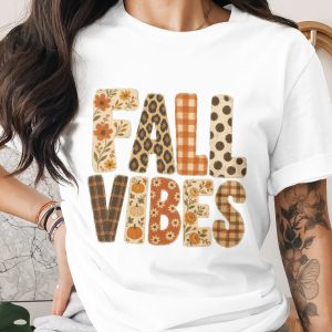 Comfort Colors® Fall Vibes T-Shirt, Trendy Autumn Graphic Tee, Cozy Pumpkin Patch Plaid Leopard Print Shirt, Seasonal Gift For Her