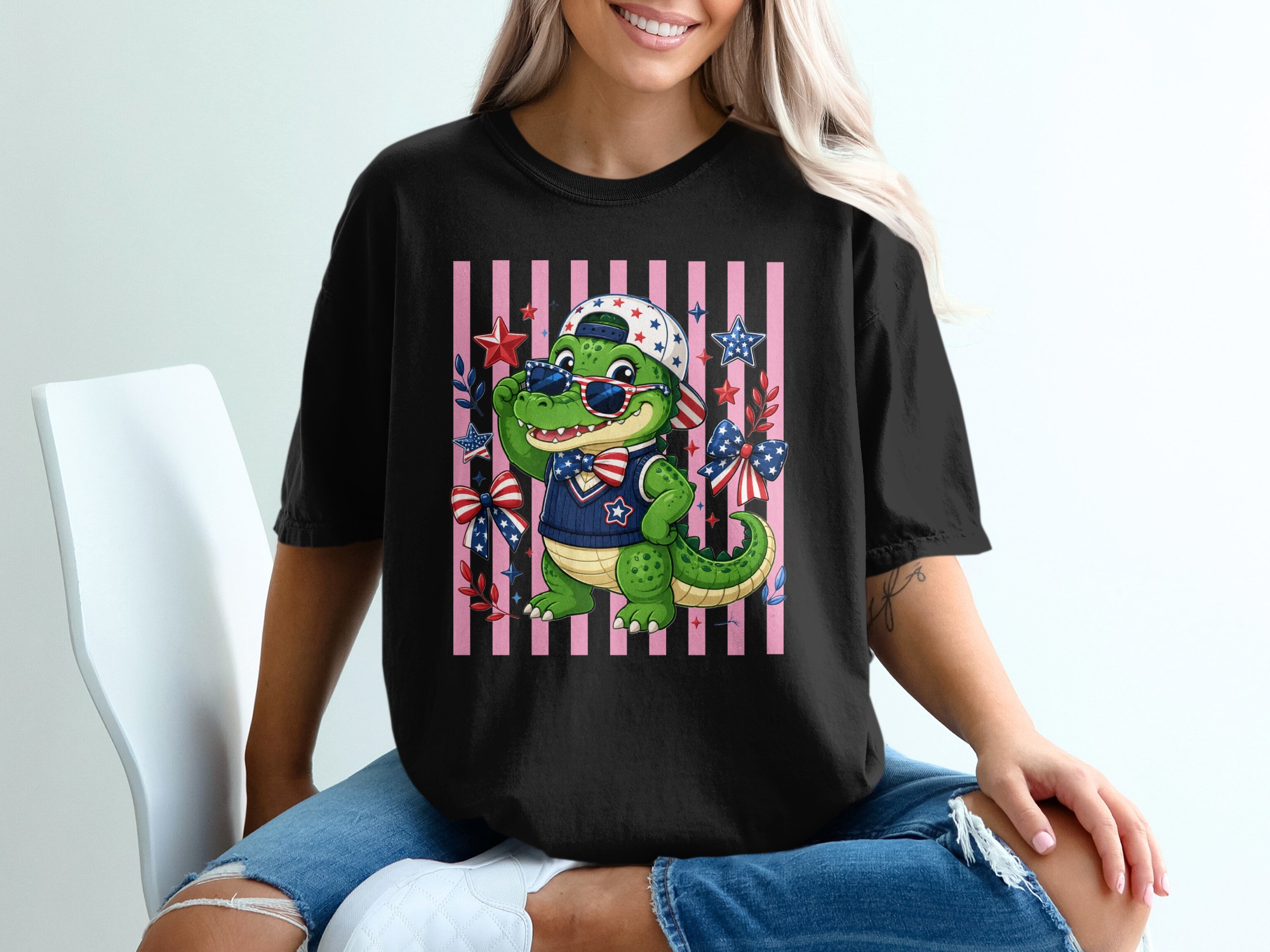 Patriotic Alligator T-Shirt, Comfort Colors ® 4th of July USA Crocodile Tee, Stars & Stripes Summer American Flag Shirt Gift - Image 2